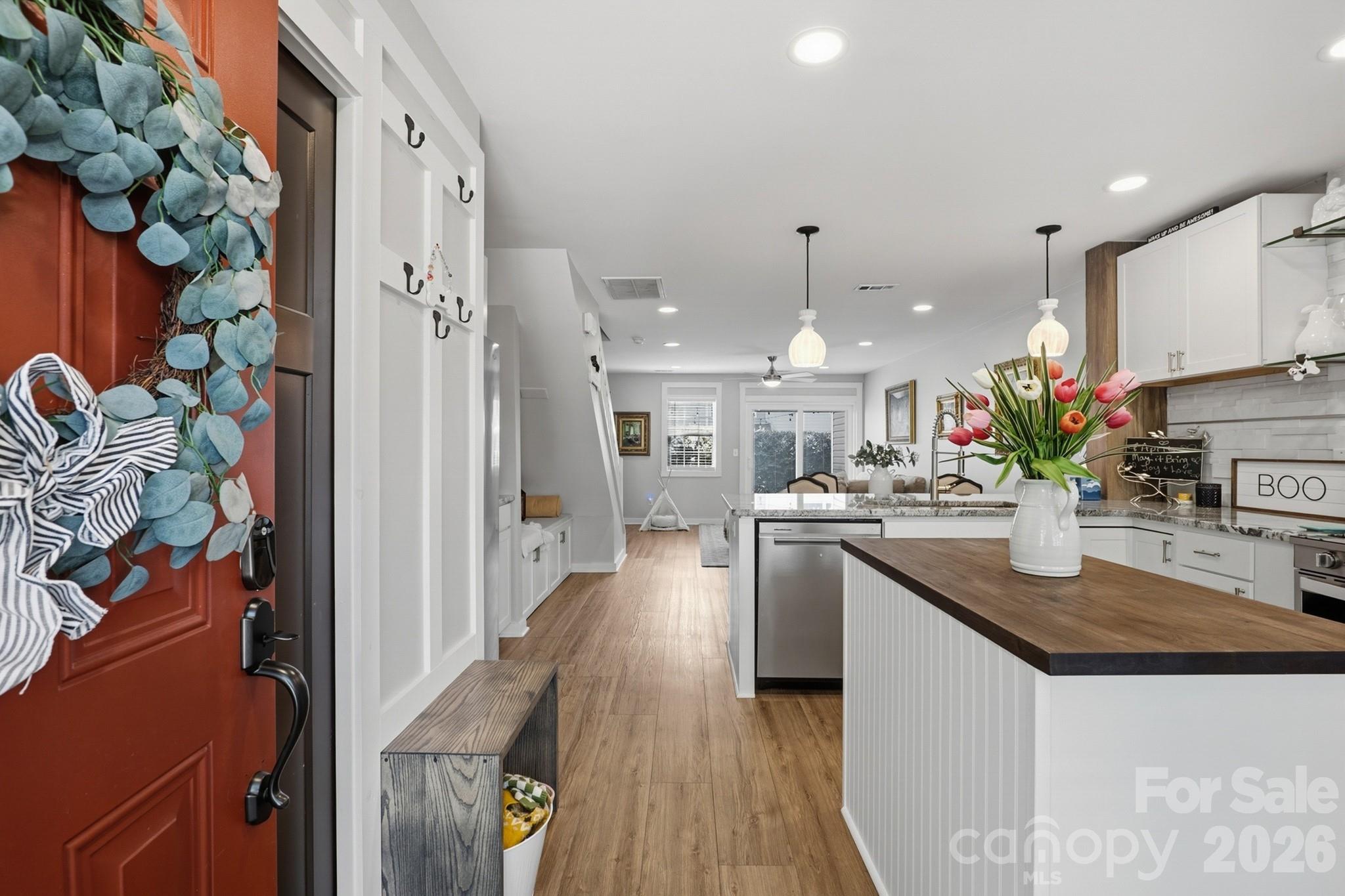 5236 Avon Court Property Photo 7