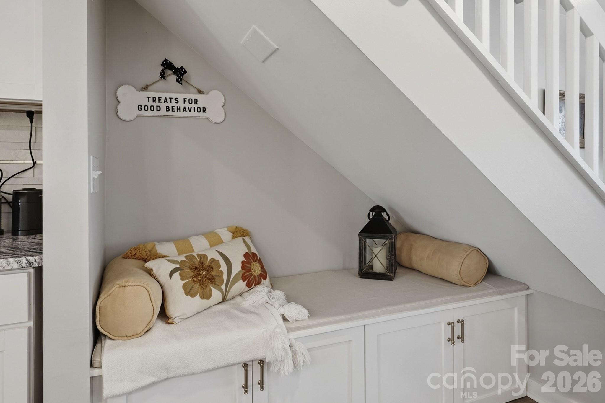 5236 Avon Court Property Photo 16