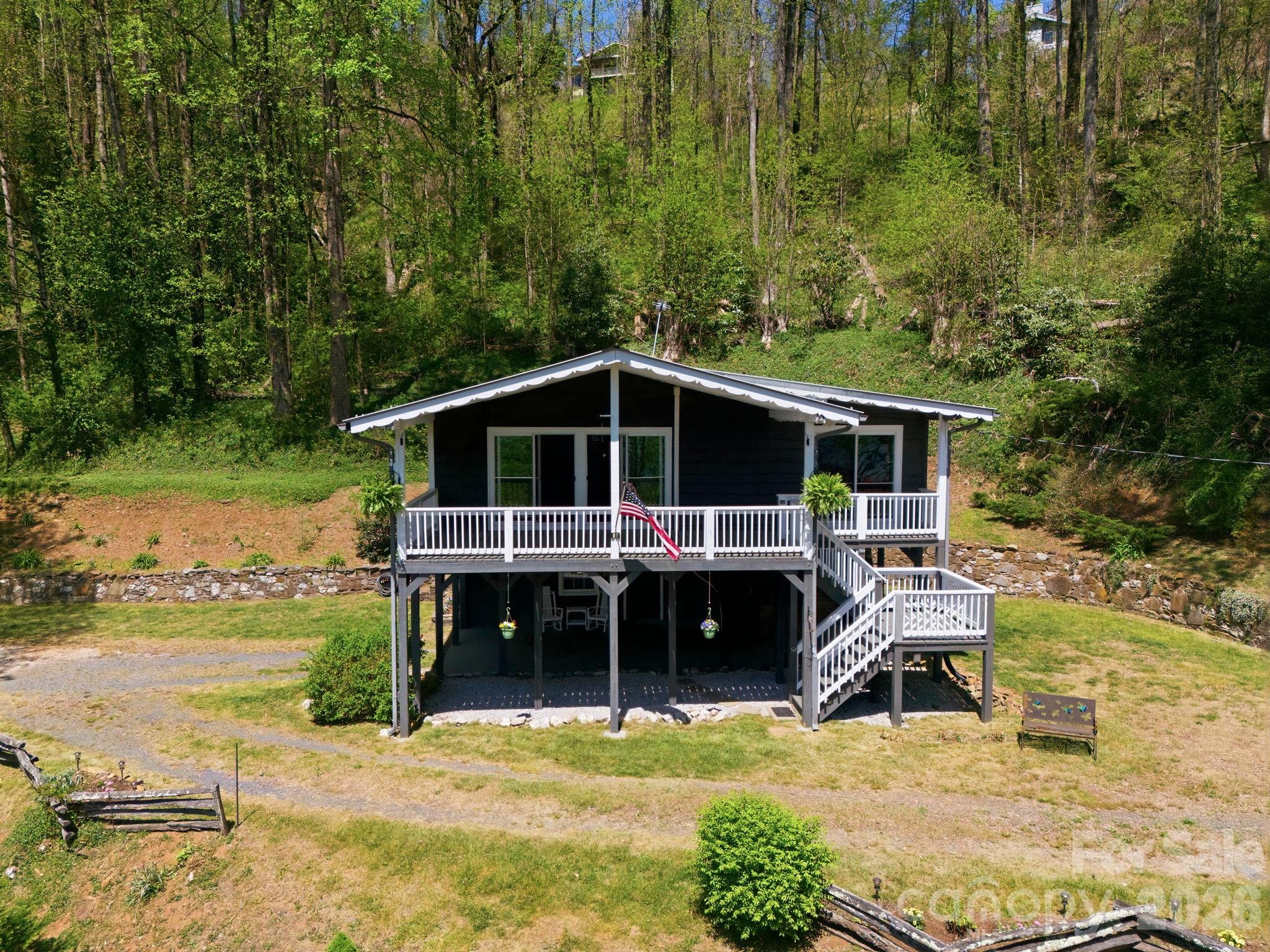 199 Alpine Drive Property Photo 2