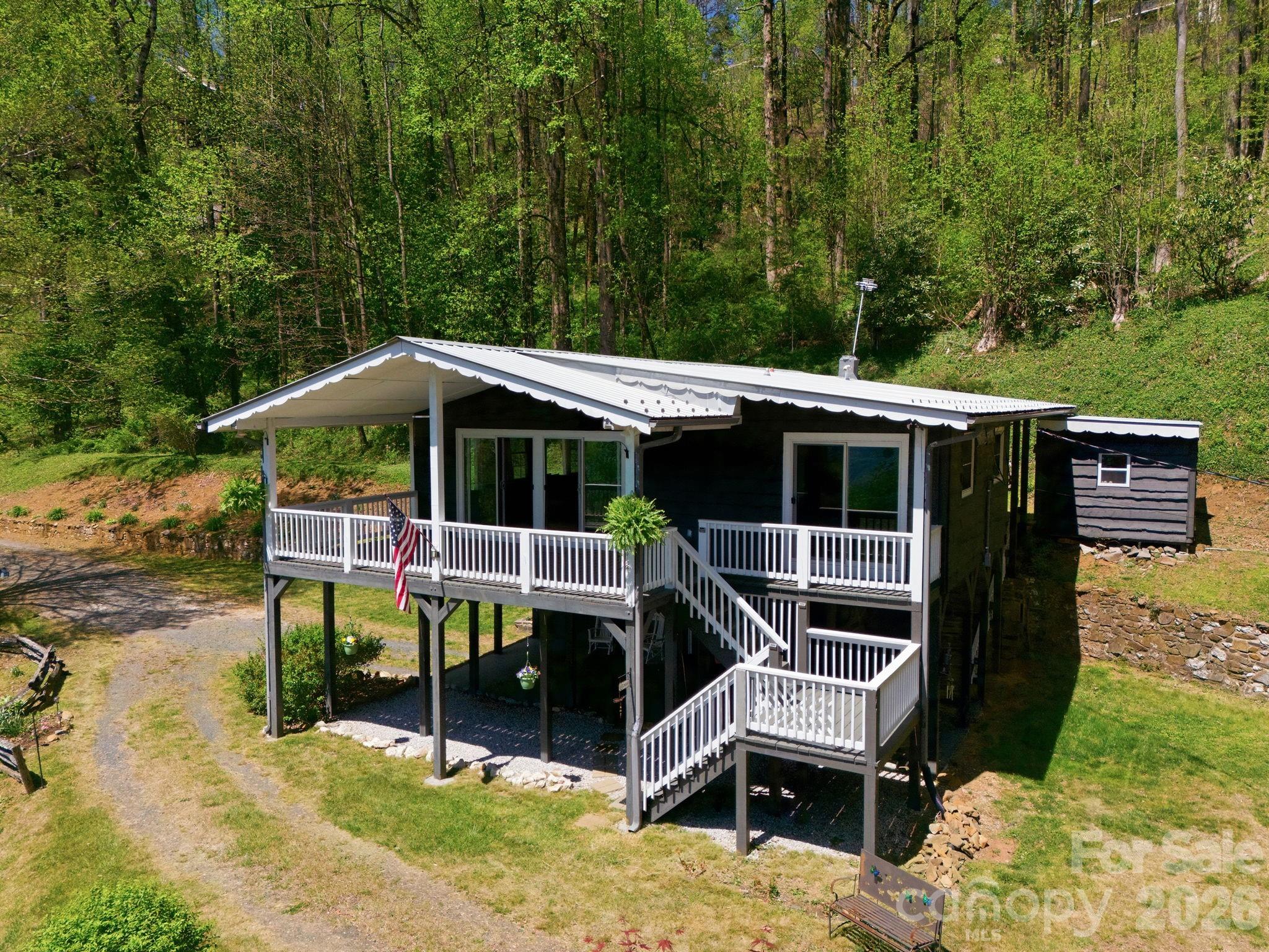 199 Alpine Drive Property Photo 3