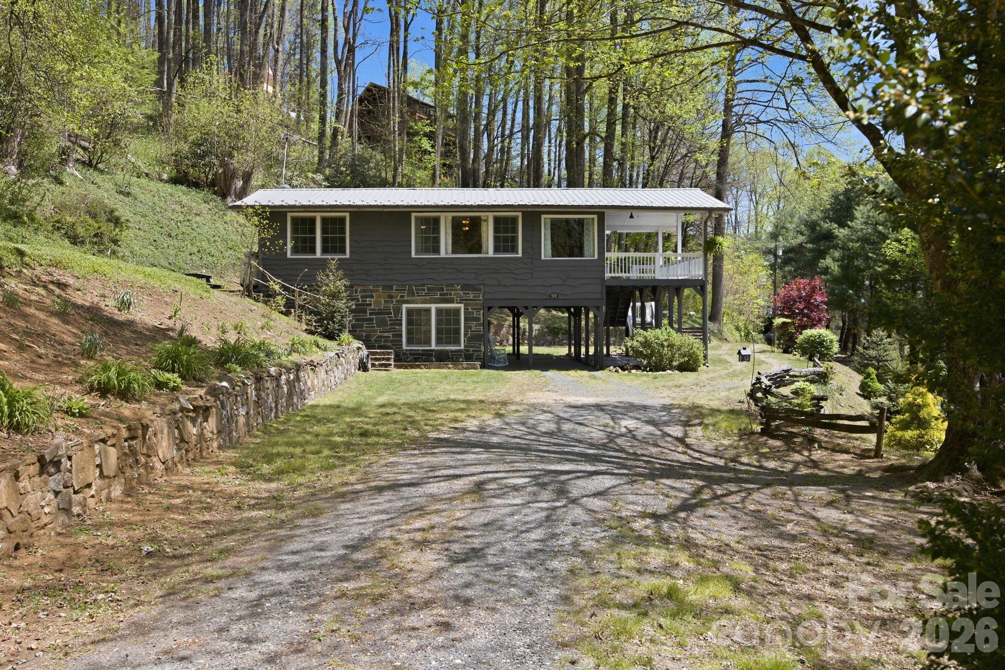 199 Alpine Drive Property Photo 4