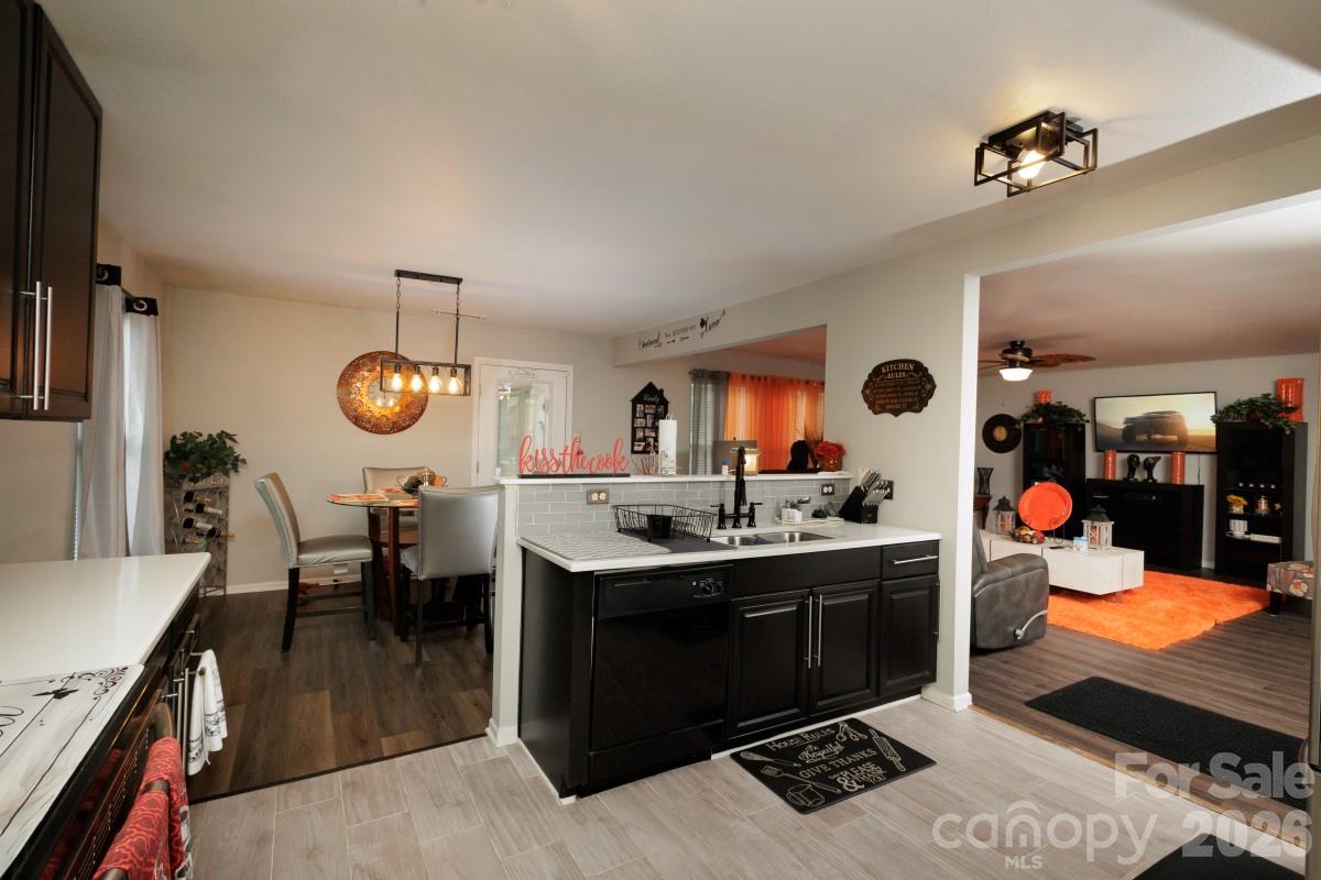 6135 Blue Ash Lane 471 Property Photo 1