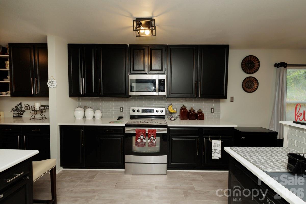 6135 Blue Ash Lane 471 Property Photo 2