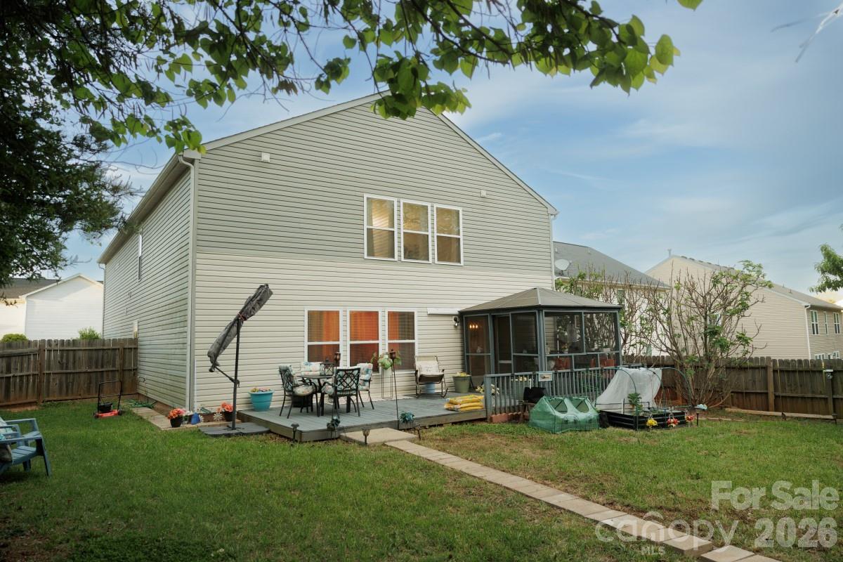 6135 Blue Ash Lane 471 Property Photo 9