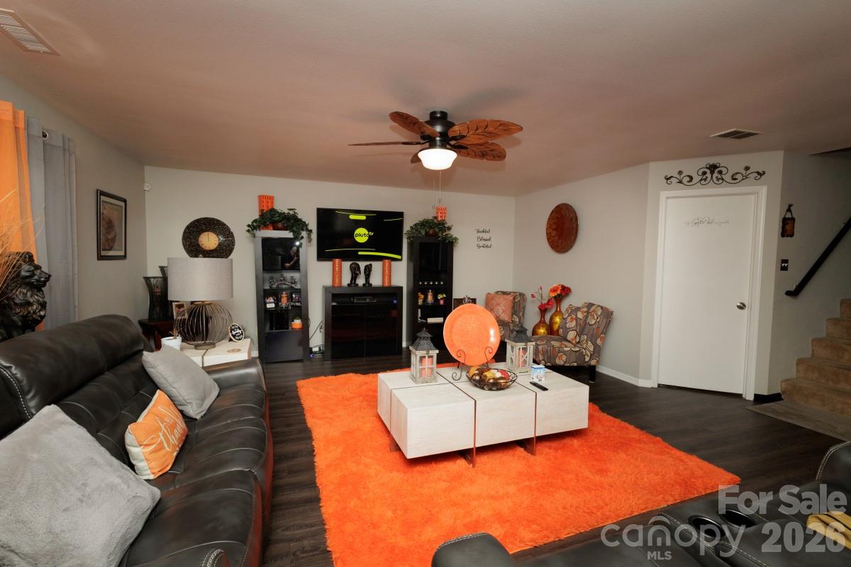 6135 Blue Ash Lane 471 Property Photo 12