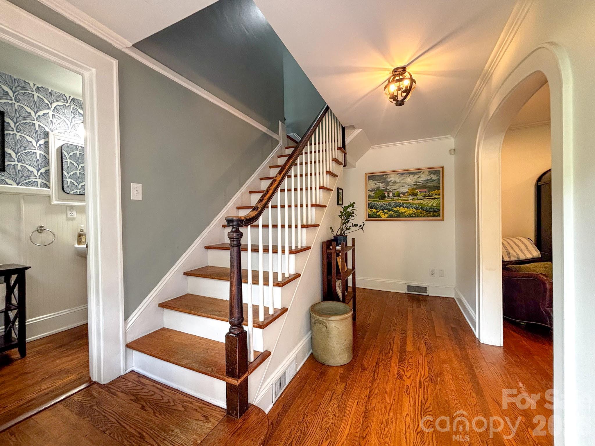 431 9th Street Property Photo 5