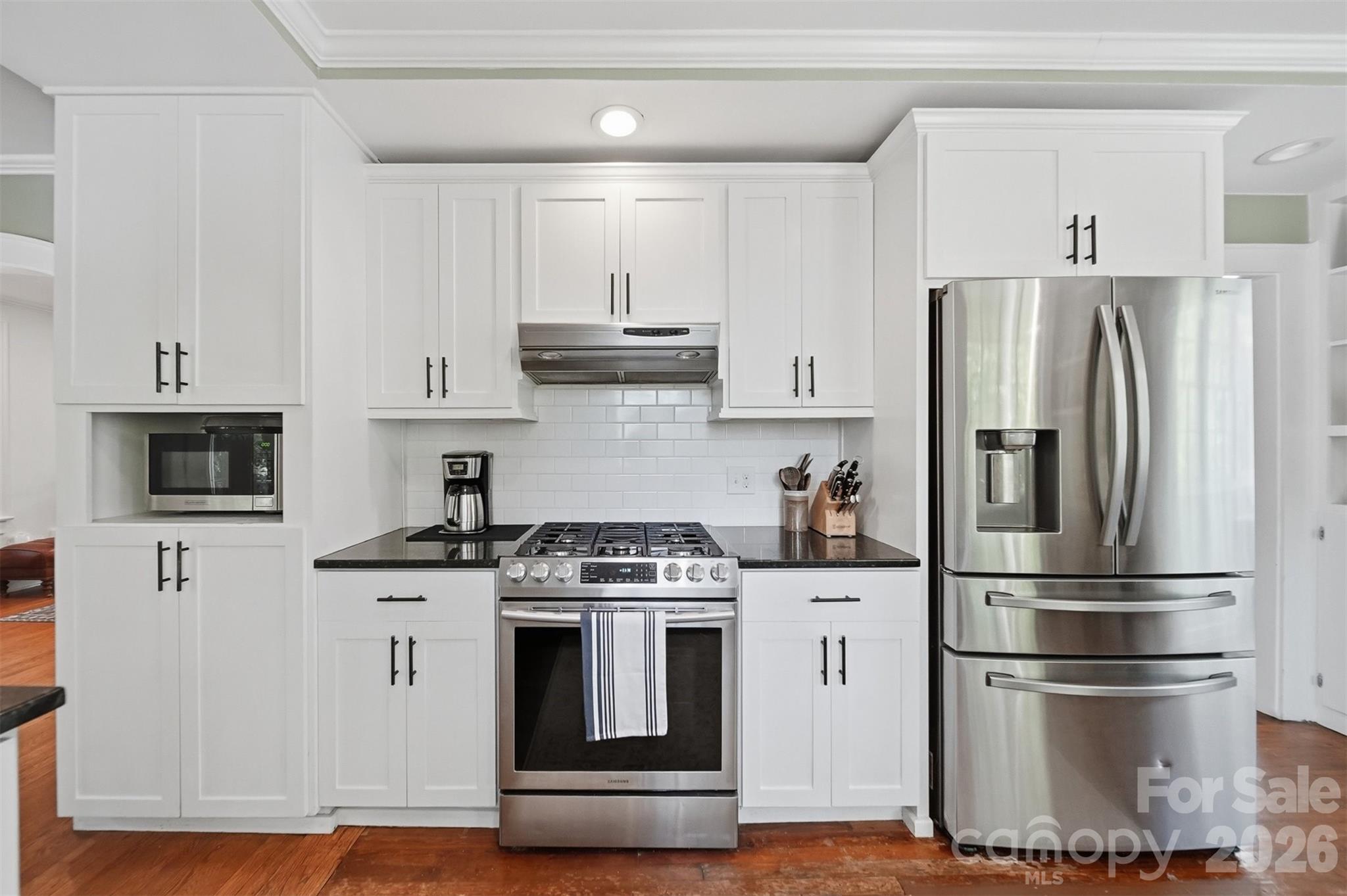 431 9th Street Property Photo 14