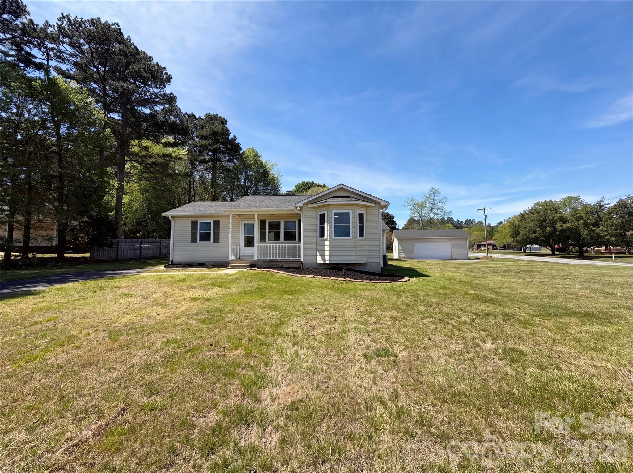 101 Forest Meadow Lane Property Photo 3