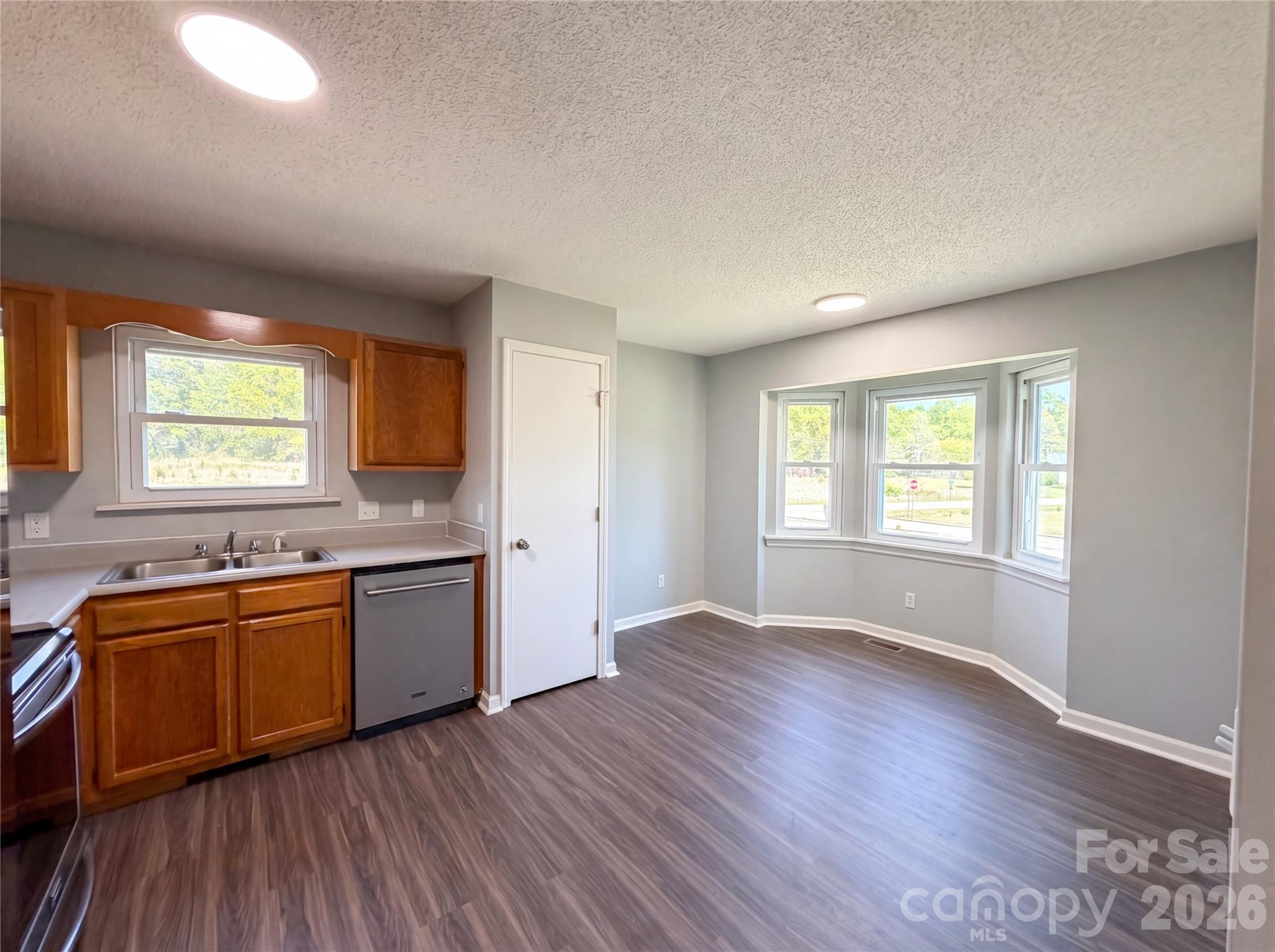 101 Forest Meadow Lane Property Photo 12