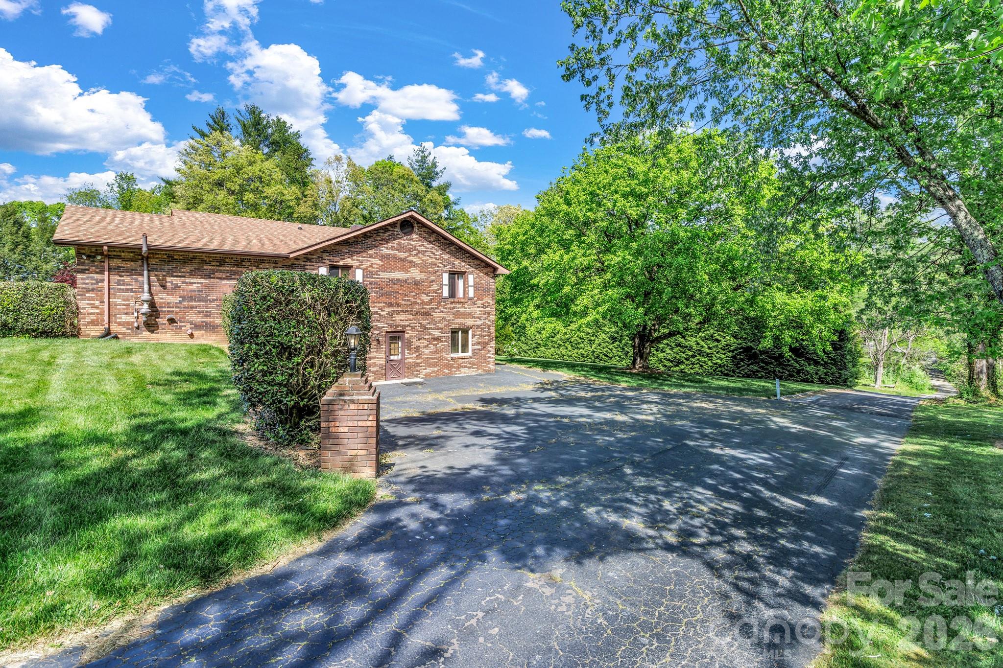 218 Brown Road Property Photo 4