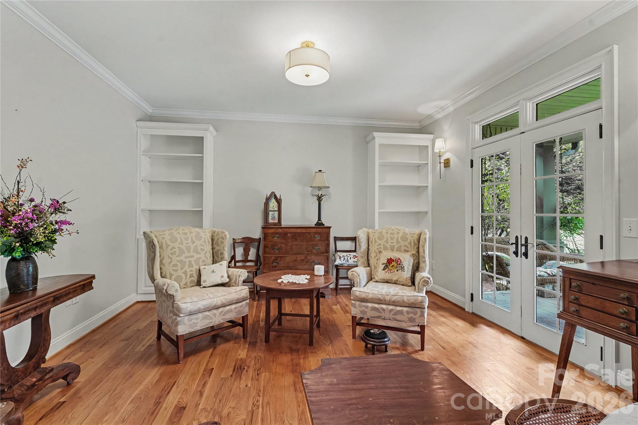 507 Crown Court Property Photo 7
