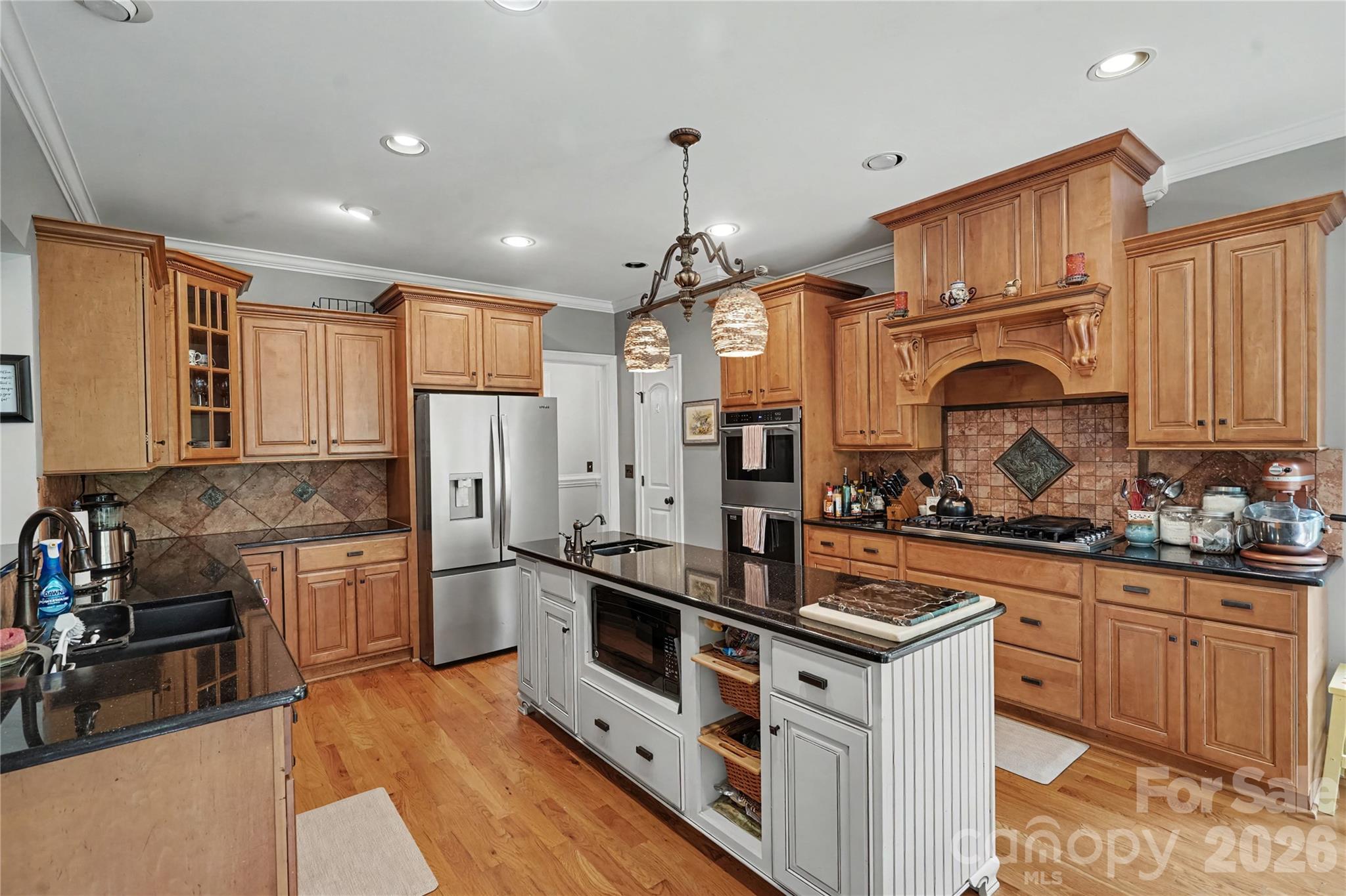 507 Crown Court Property Photo 9