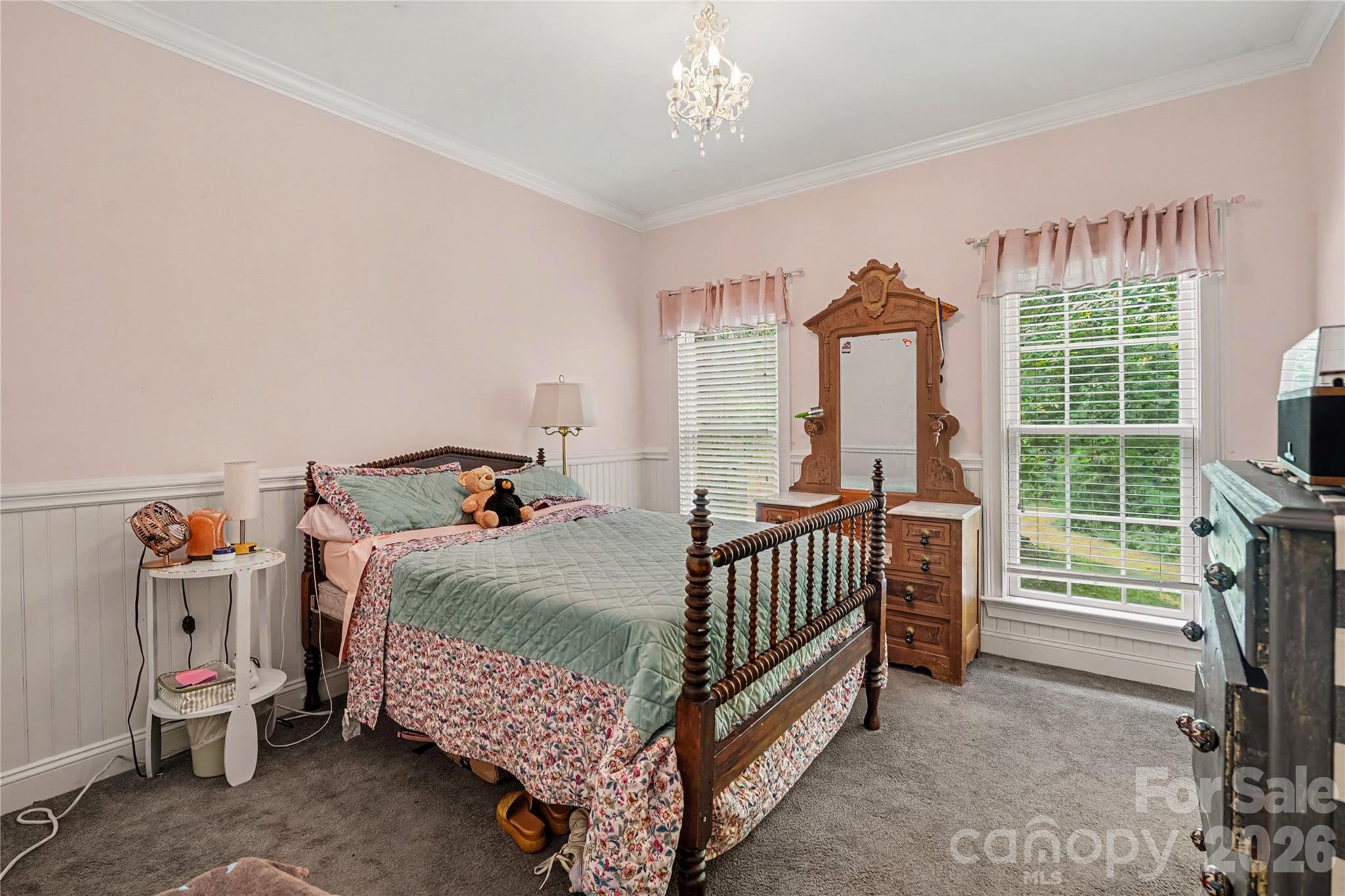 507 Crown Court Property Photo 16