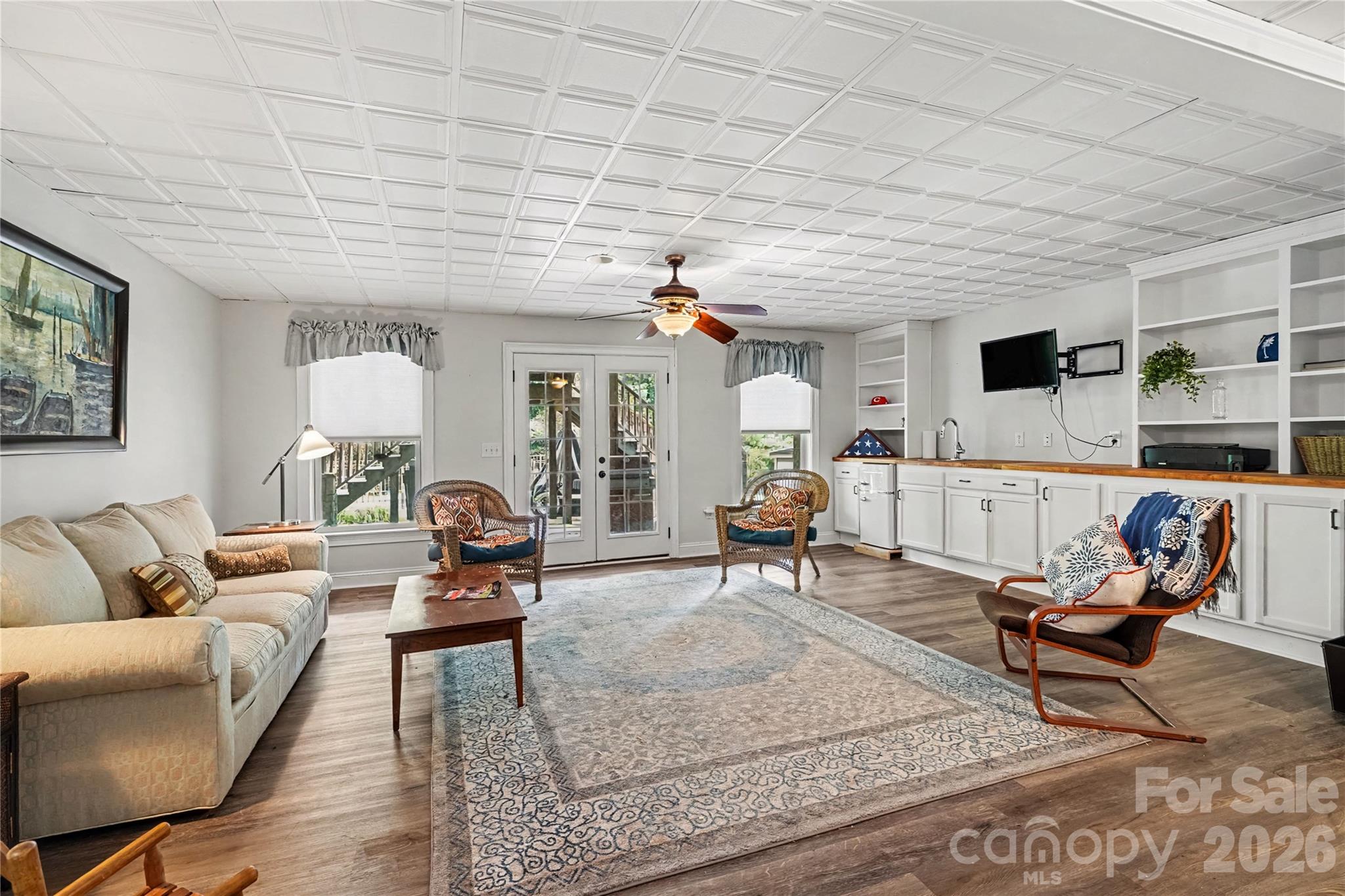 507 Crown Court Property Photo 22