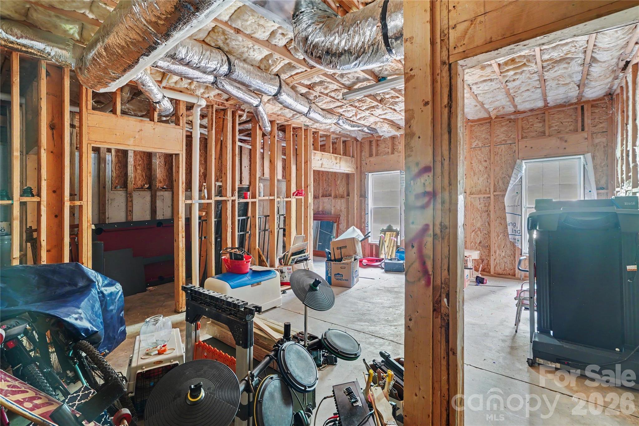 507 Crown Court Property Photo 24