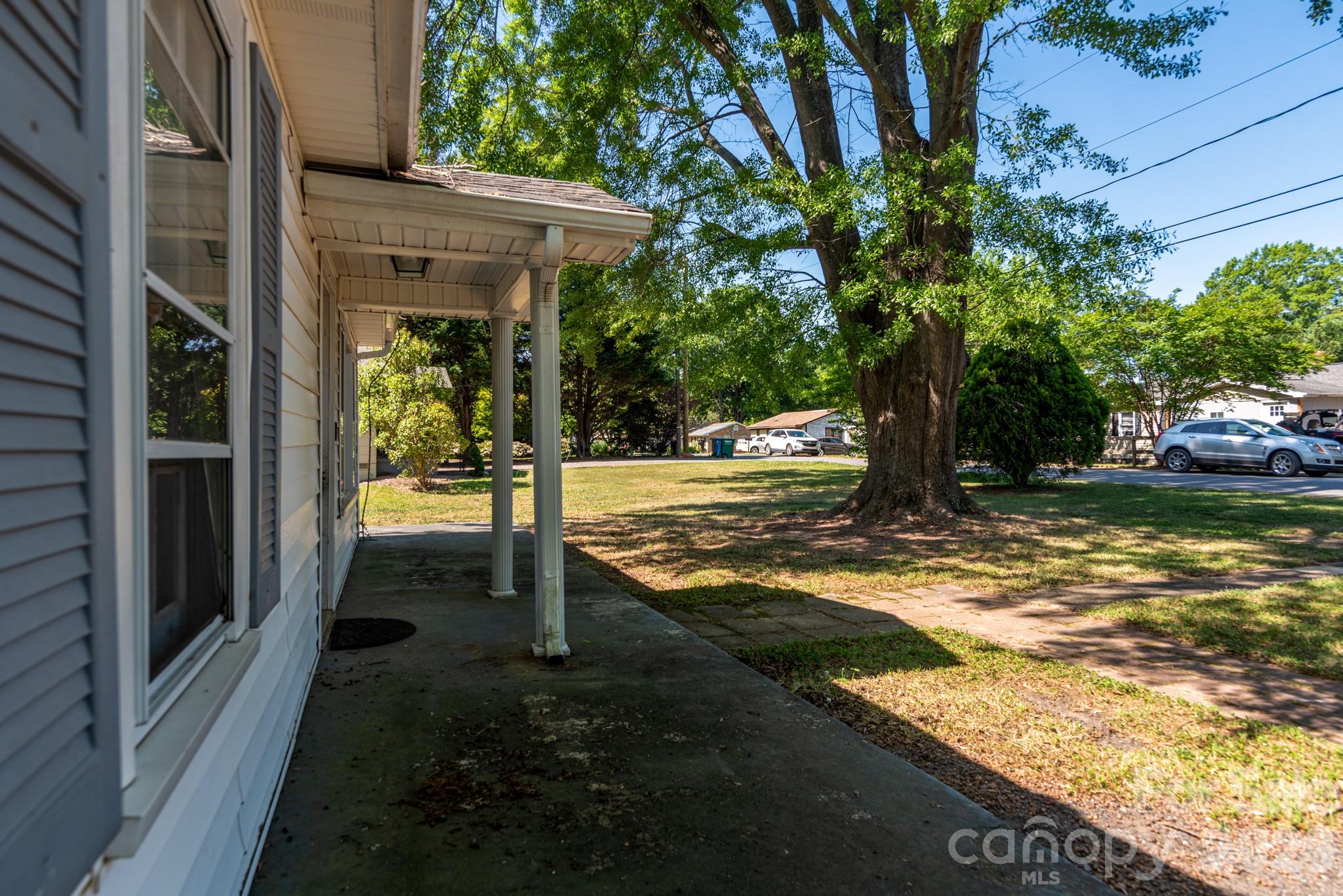 109 Hillcrest Drive Property Photo 10