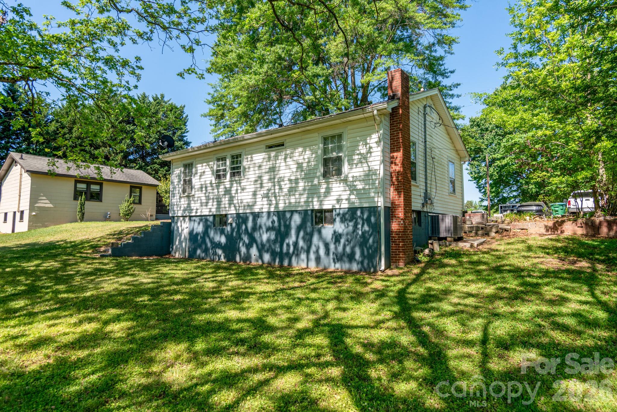 109 Hillcrest Drive Property Photo 24