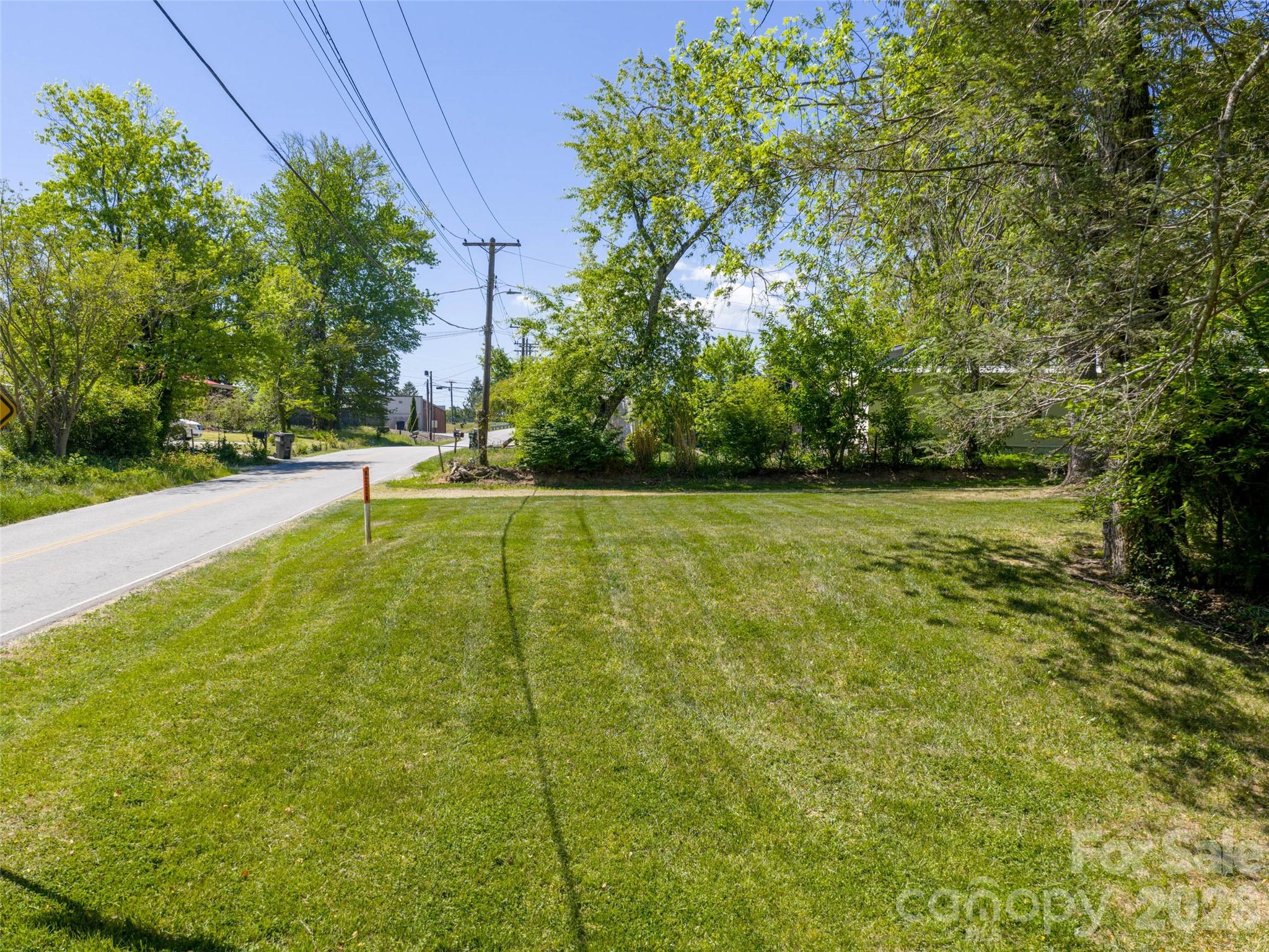 122 Glover Street Property Photo 4