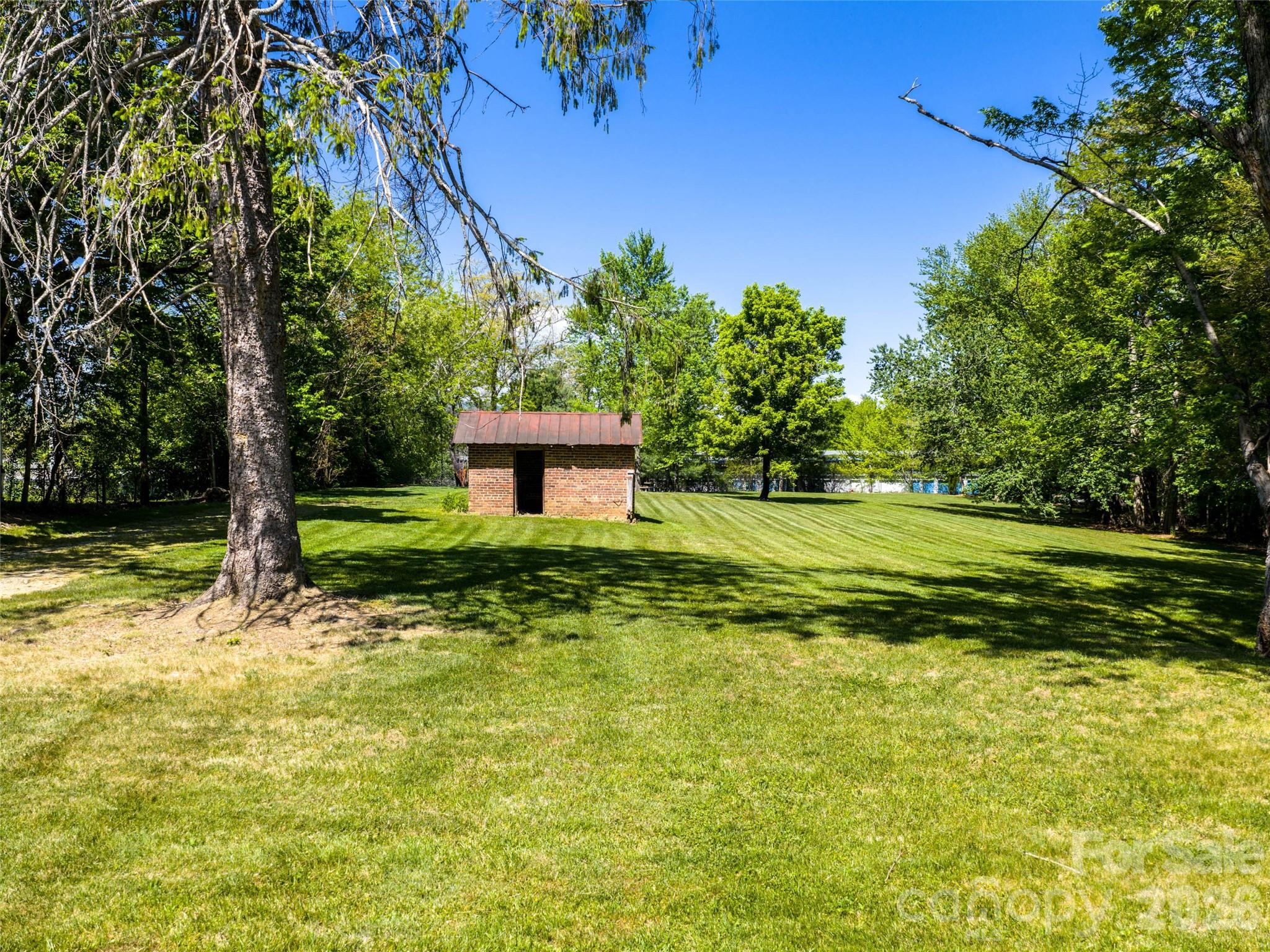 122 Glover Street Property Photo 19