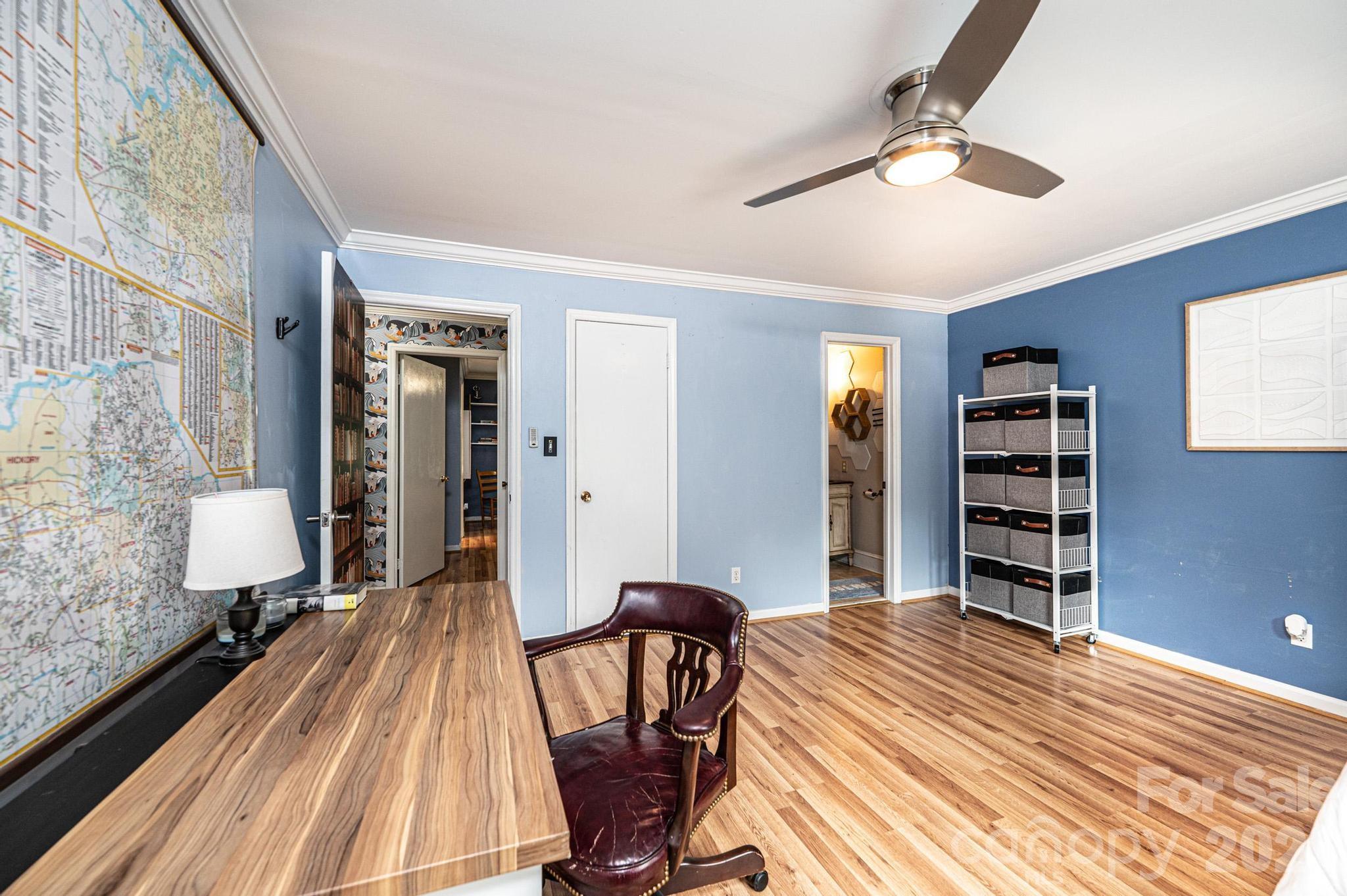 826 6th Street 4 Property Photo 15