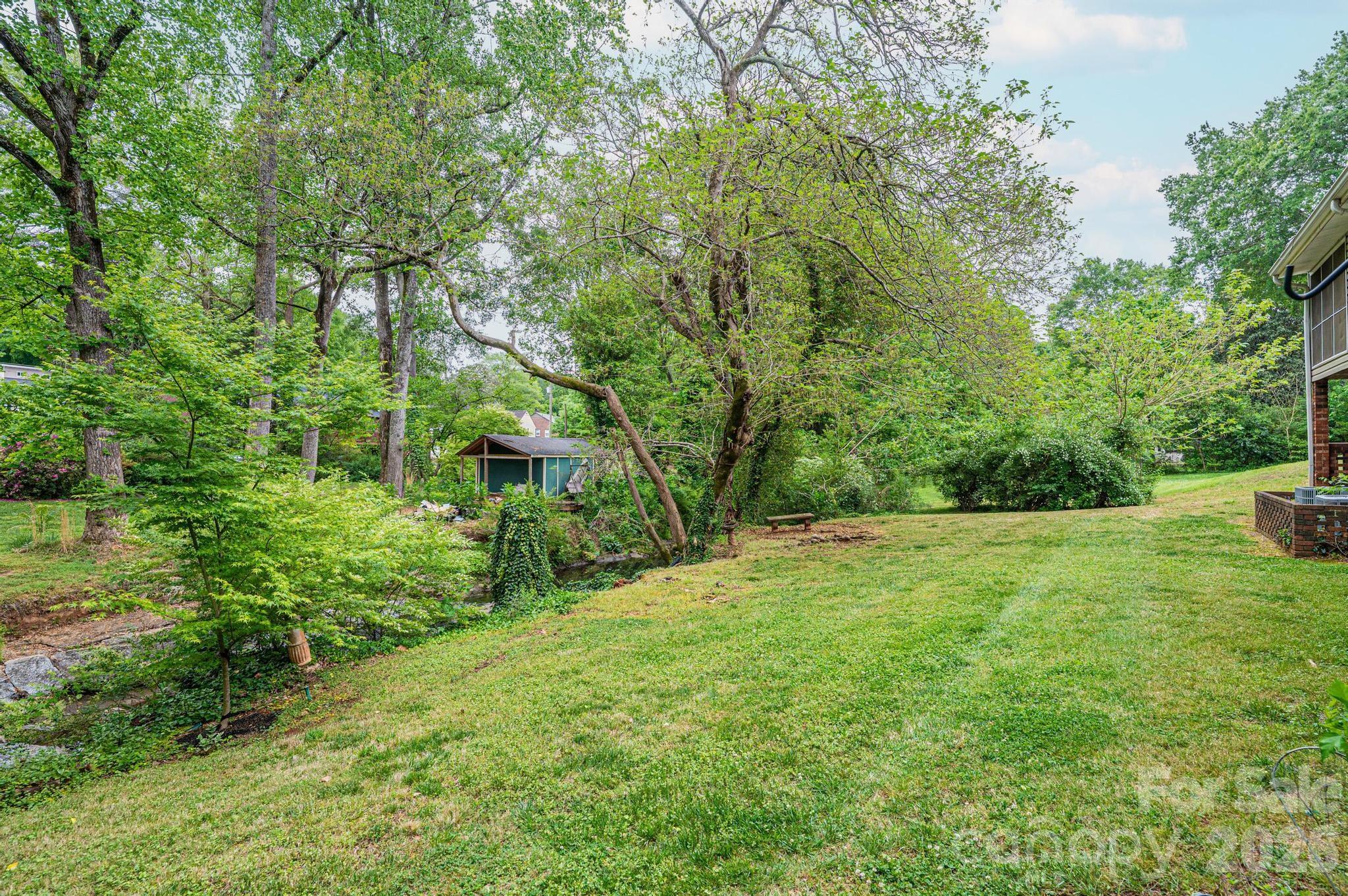 826 6th Street 4 Property Photo 24
