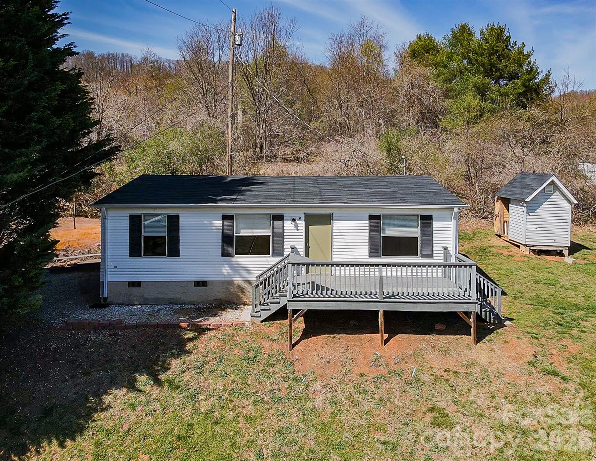 10 Lands End Drive Property Photo 1
