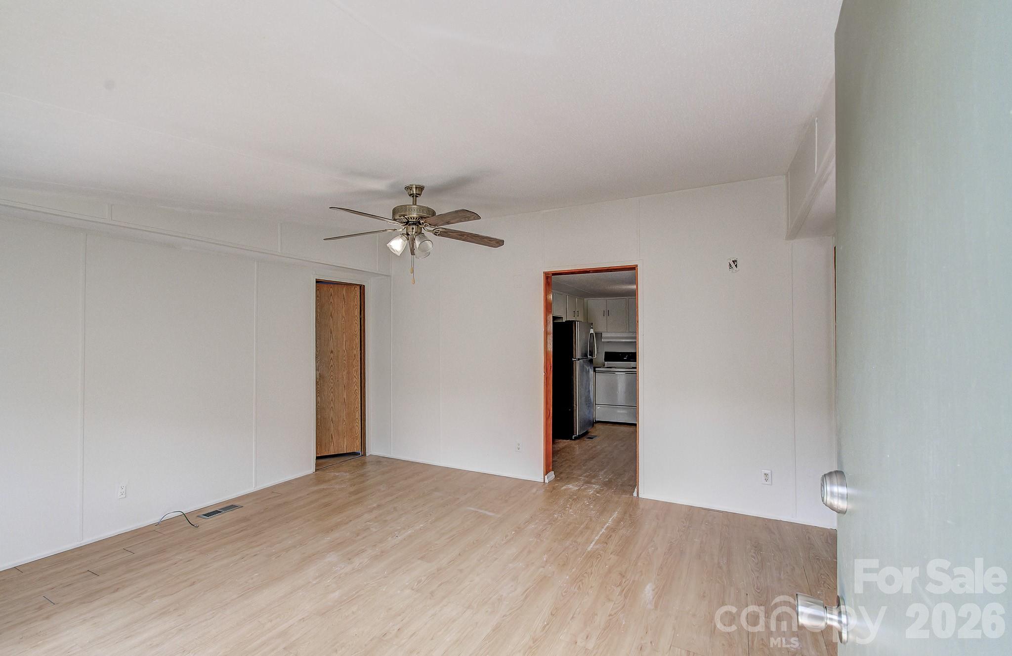 10 Lands End Drive Property Photo 4