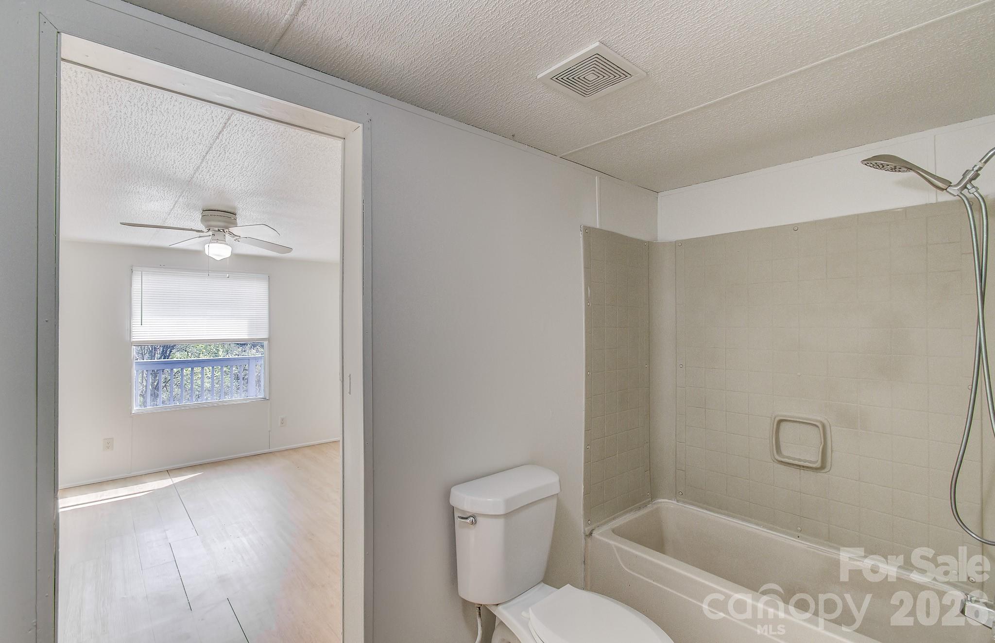10 Lands End Drive Property Photo 14