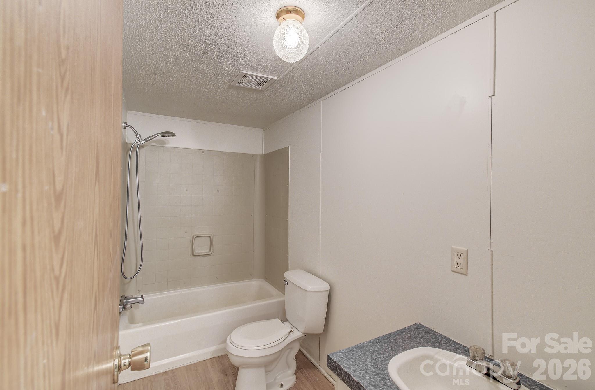 10 Lands End Drive Property Photo 16