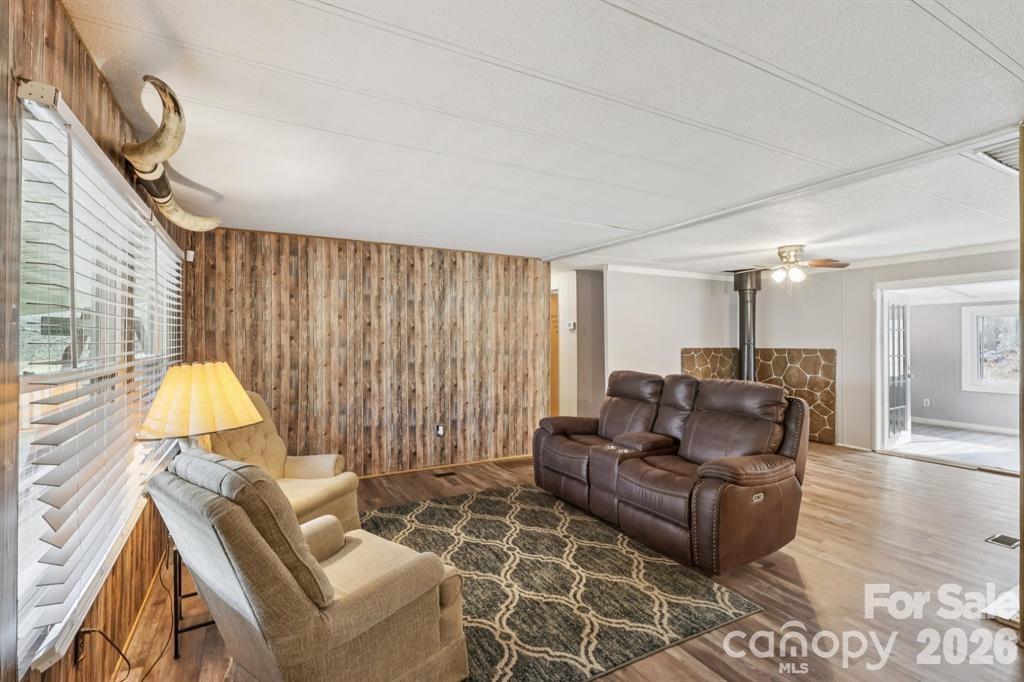 920 Dewitt Helms Road Property Photo 8