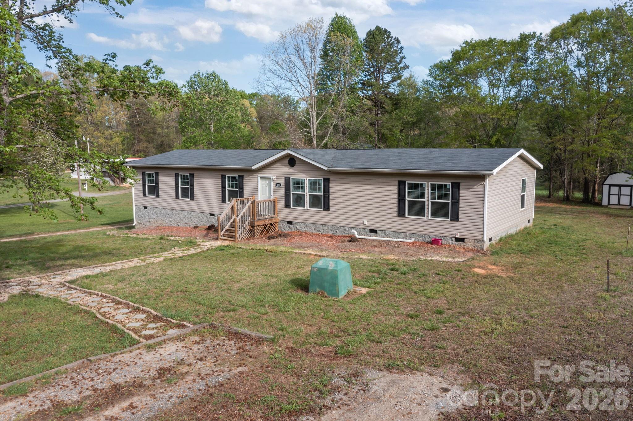 188 Low Lane Property Photo 10