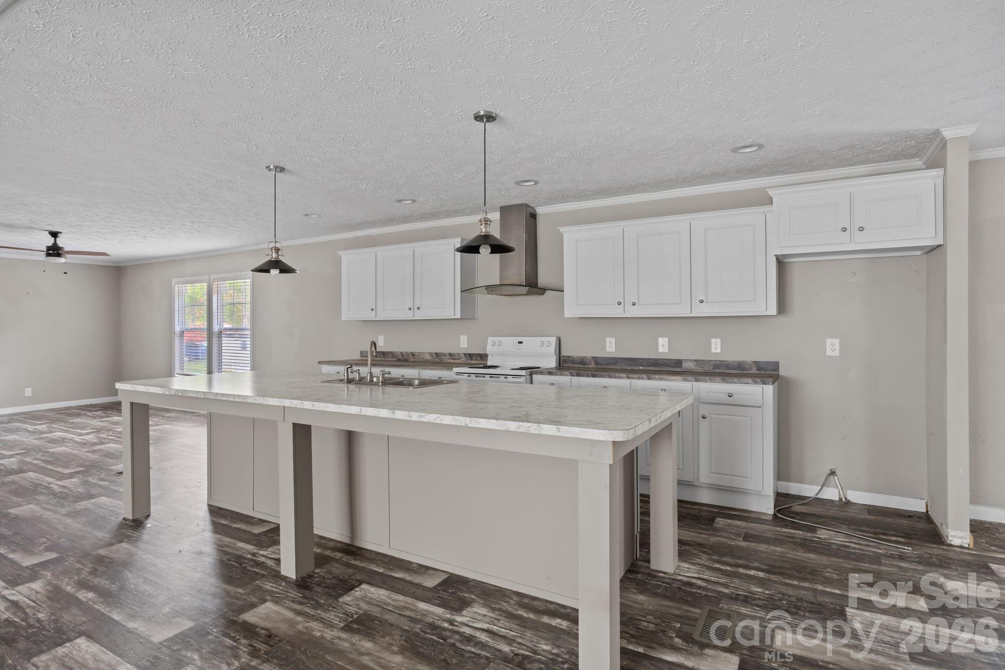 188 Low Lane Property Photo 15