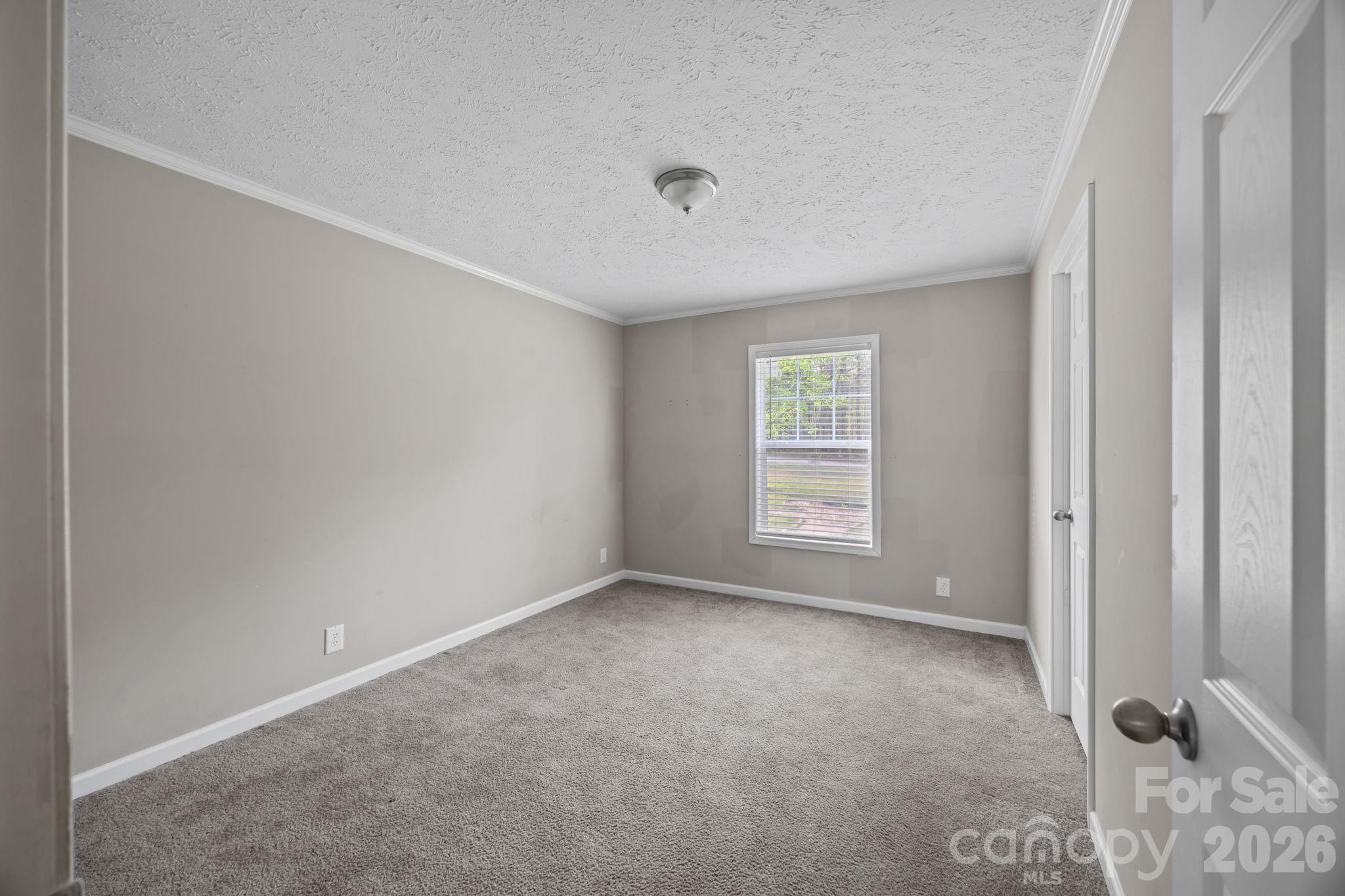 188 Low Lane Property Photo 21