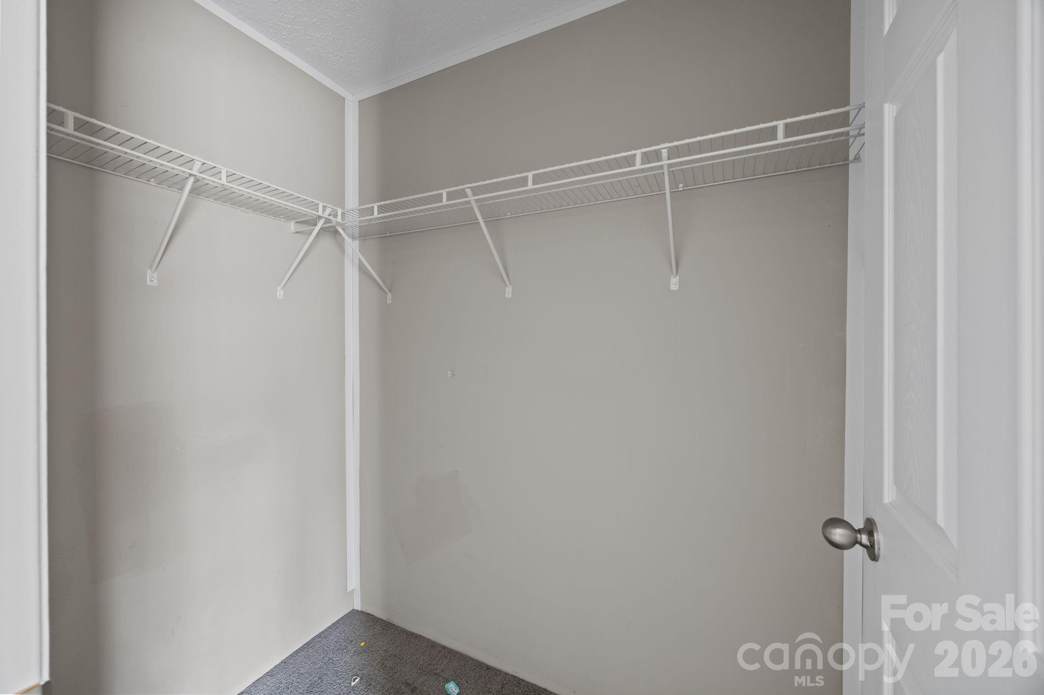 188 Low Lane Property Photo 29
