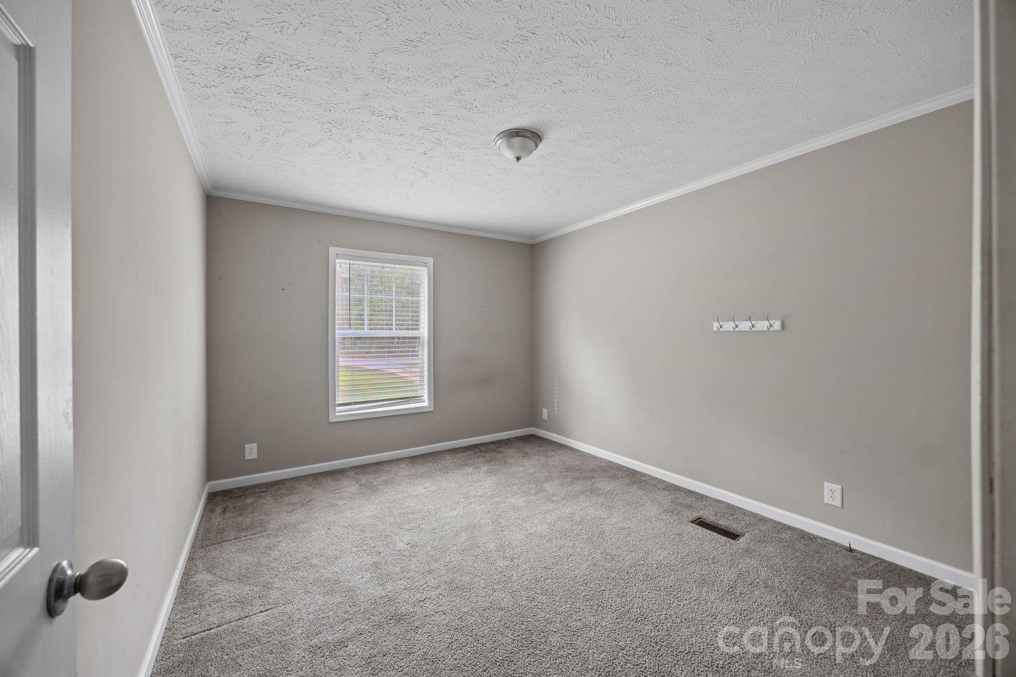 188 Low Lane Property Photo 30