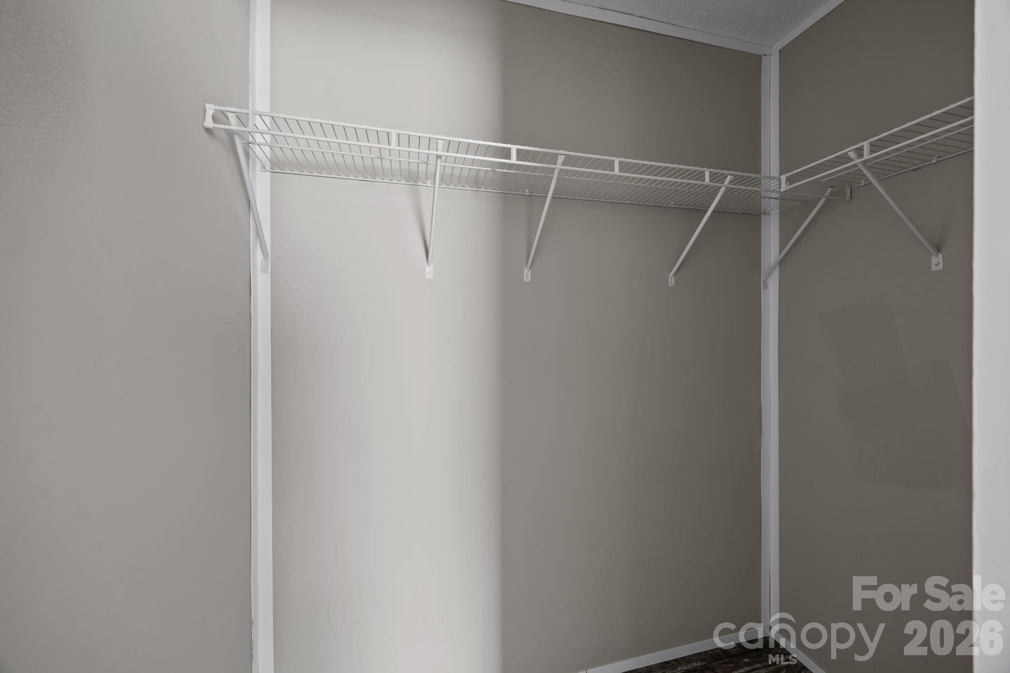 188 Low Lane Property Photo 31