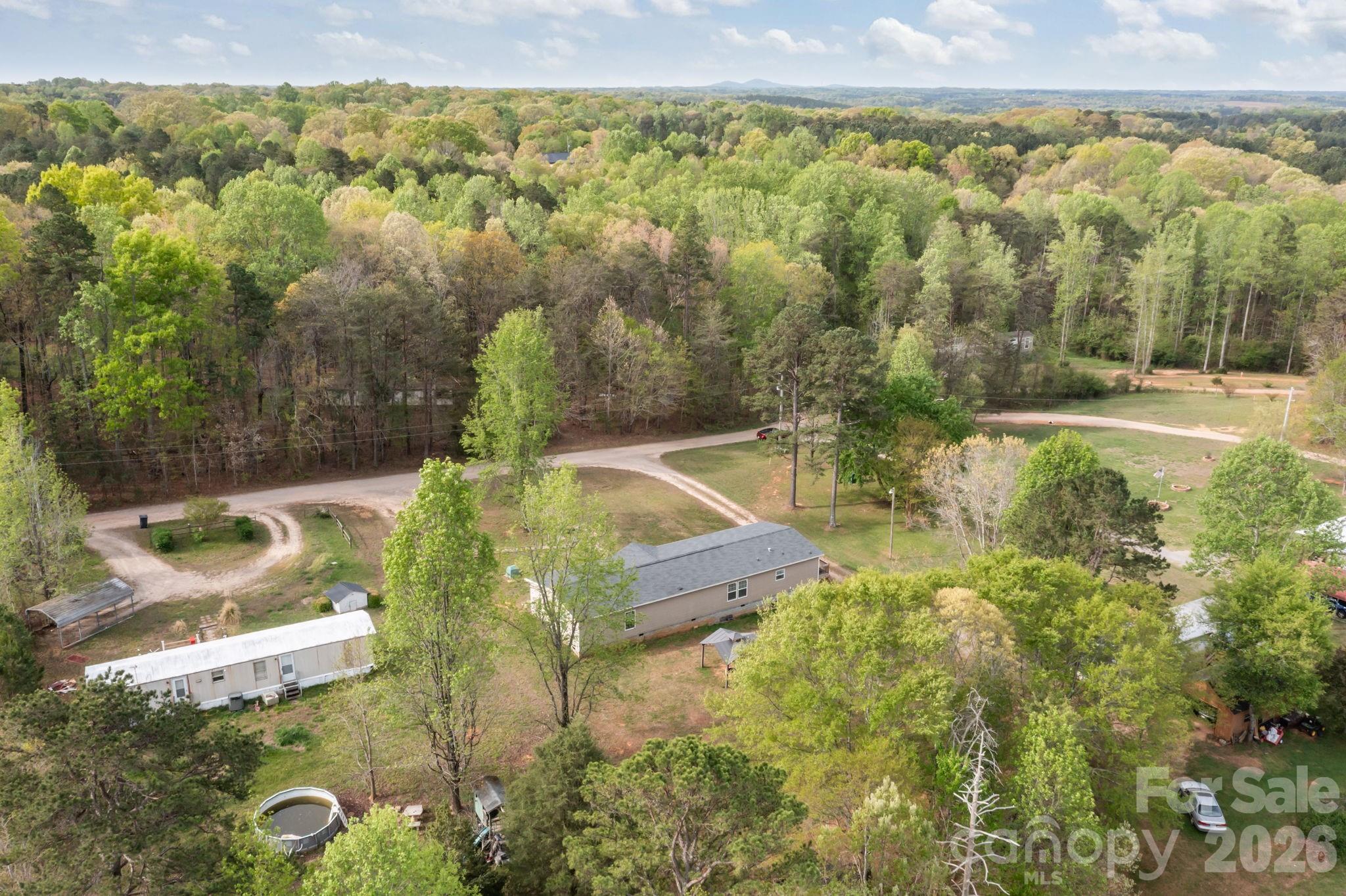 188 Low Lane Property Photo 38