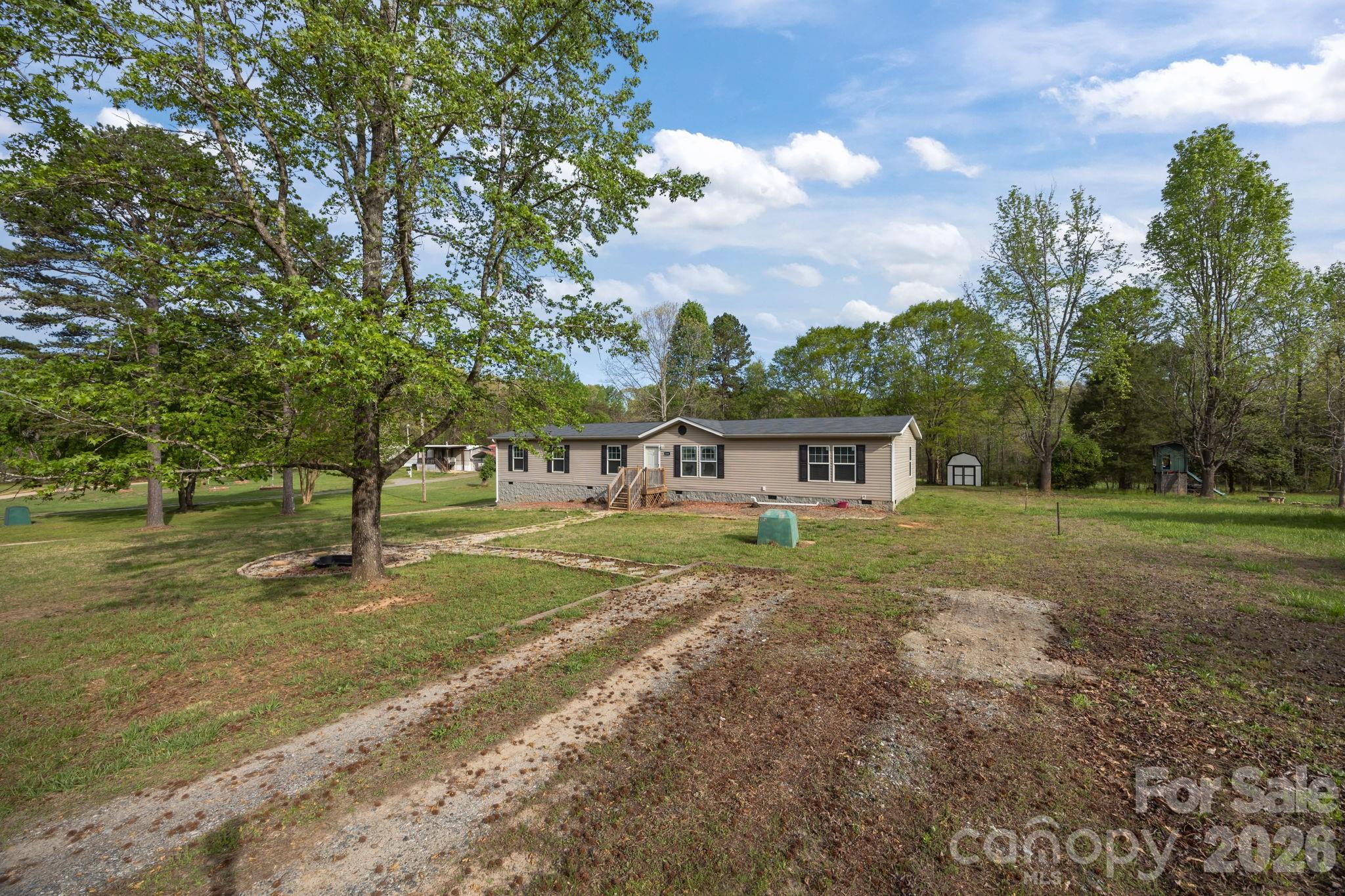 188 Low Lane Property Photo 42