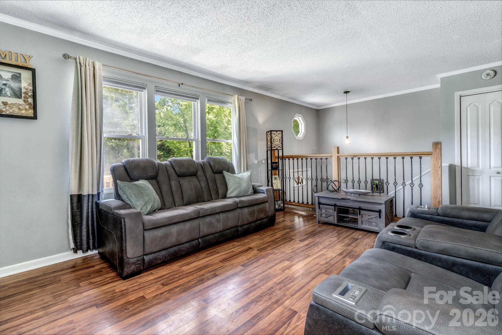 13 Spring Lake Drive Property Photo 9
