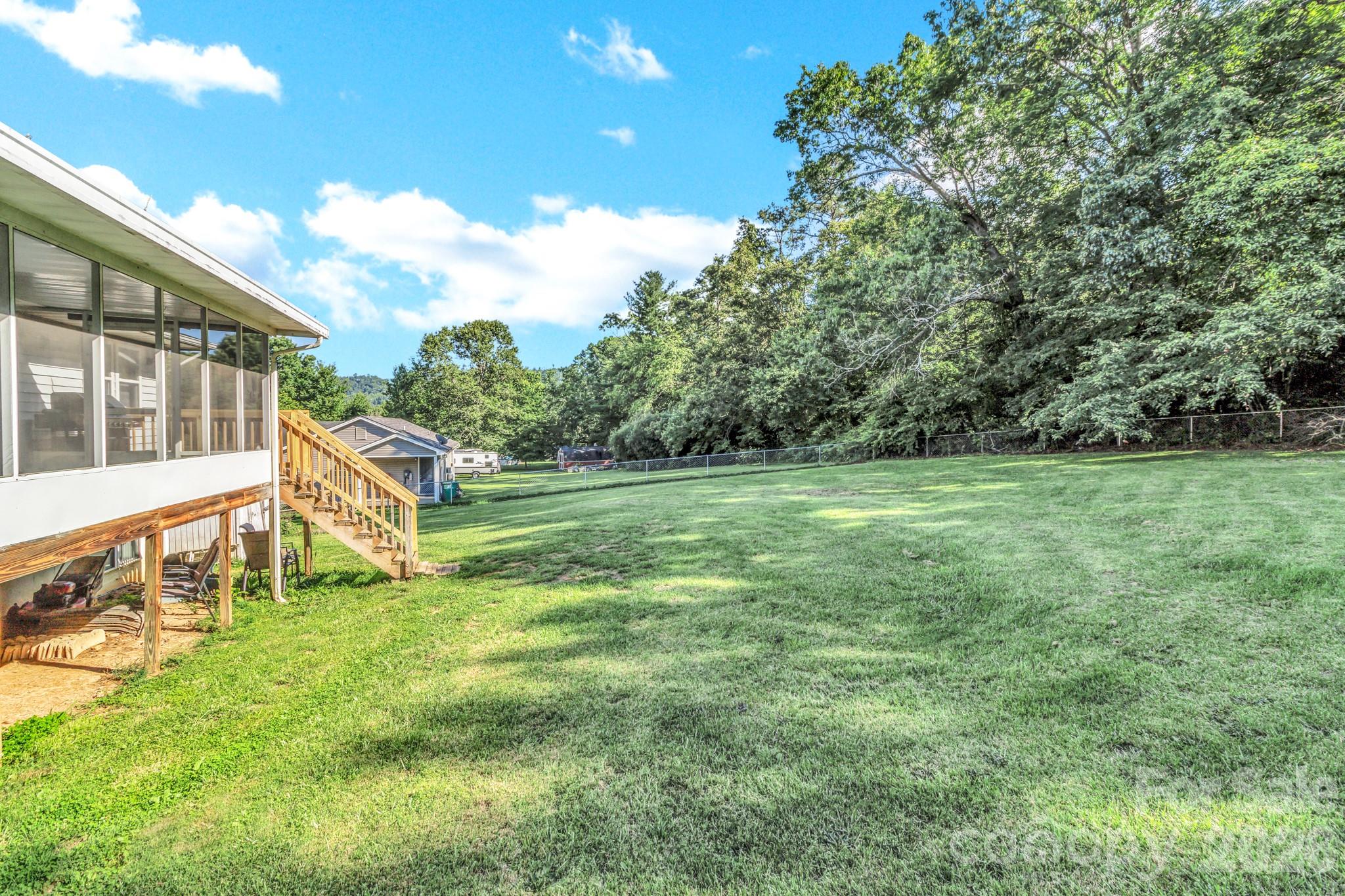 13 Spring Lake Drive Property Photo 32