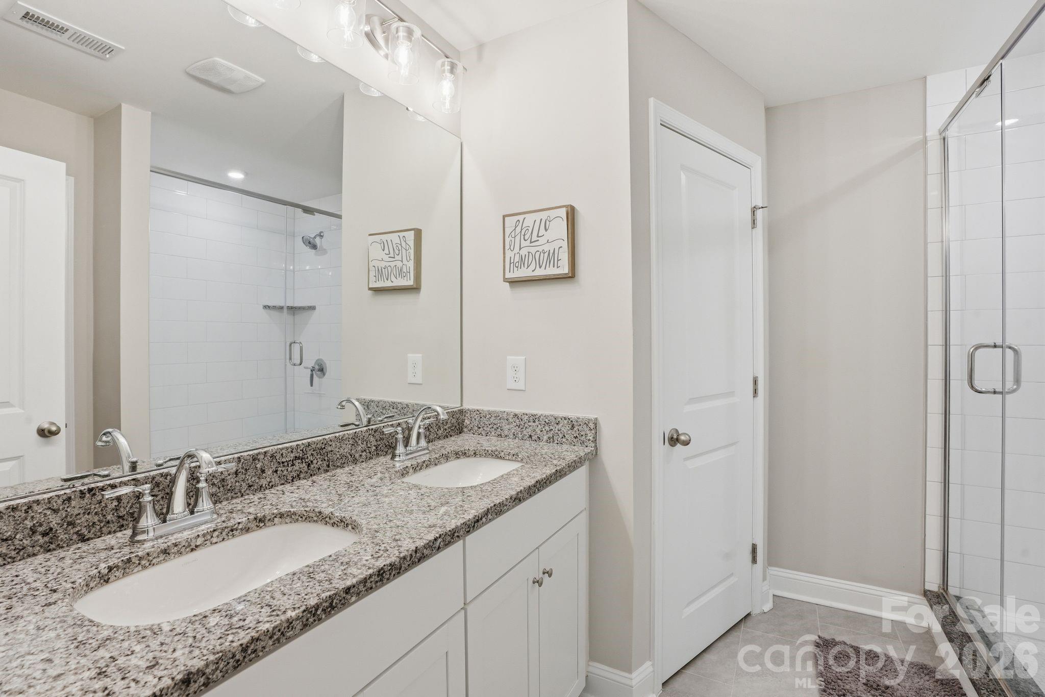 2038 Suttonview Road Property Photo 20