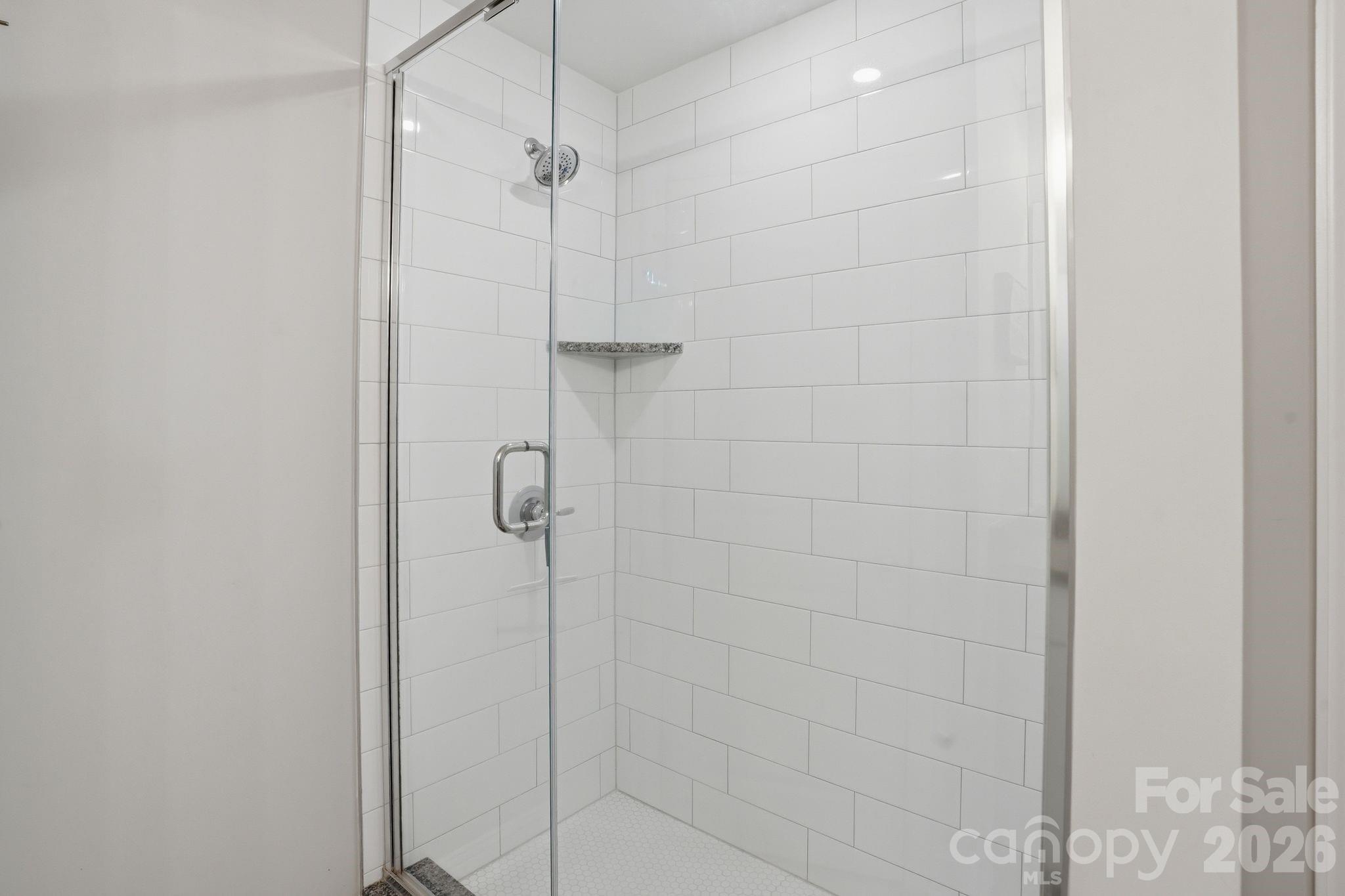2038 Suttonview Road Property Photo 21