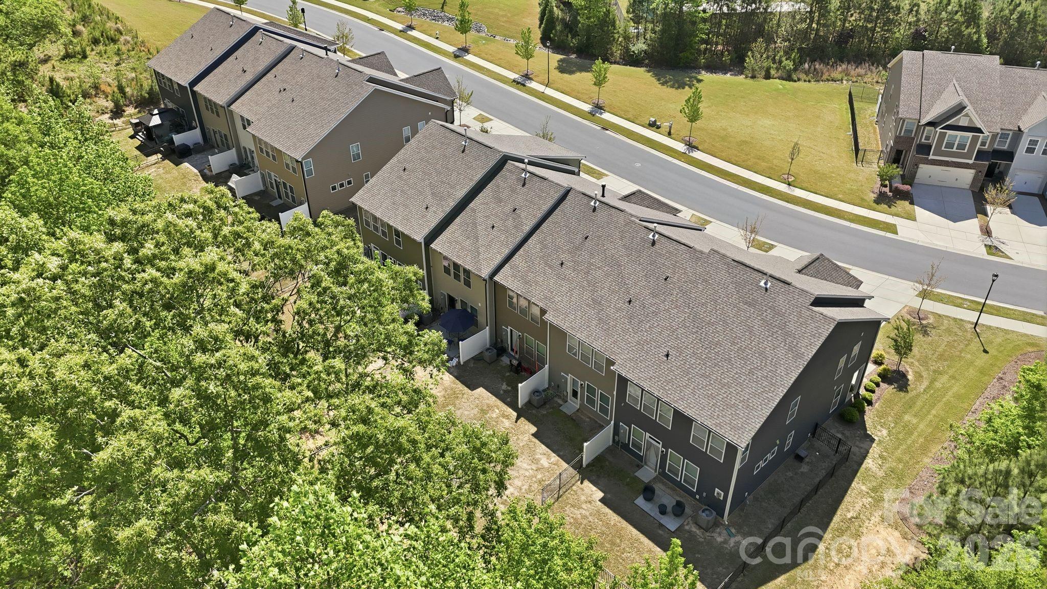 2038 Suttonview Road Property Photo 28