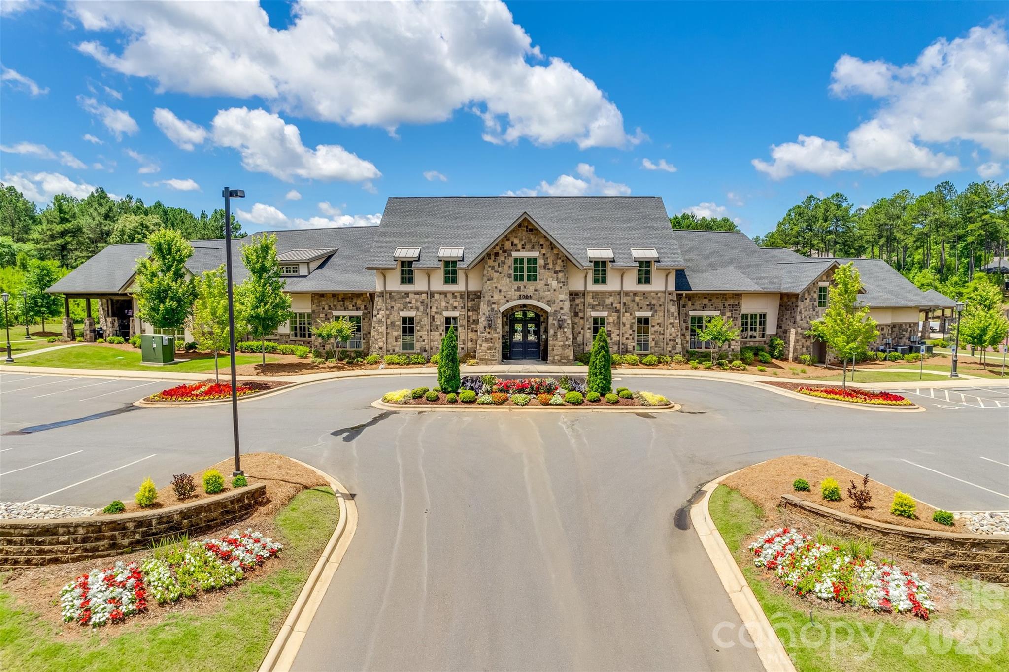 6121 Chimney Bluff Road 6 Property Photo 14