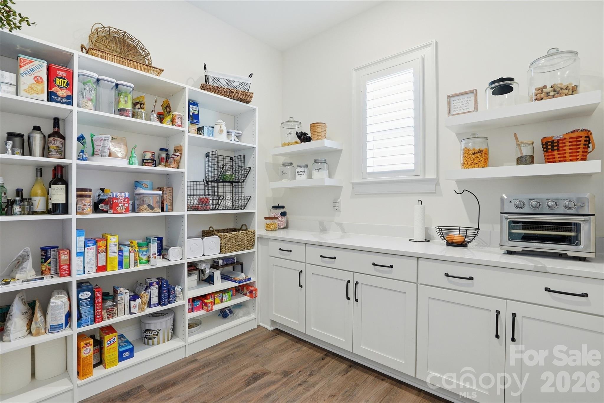 1124 Mesa Way Property Photo 17