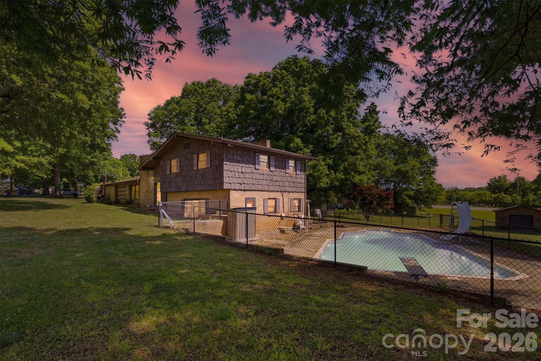 3634 Brookwood Drive Property Photo 1