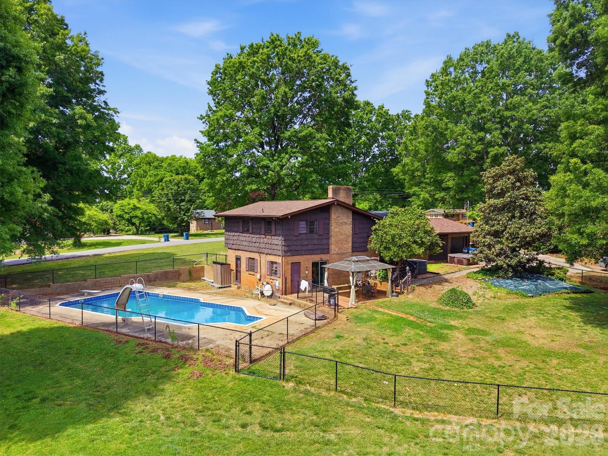 3634 Brookwood Drive Property Photo 14