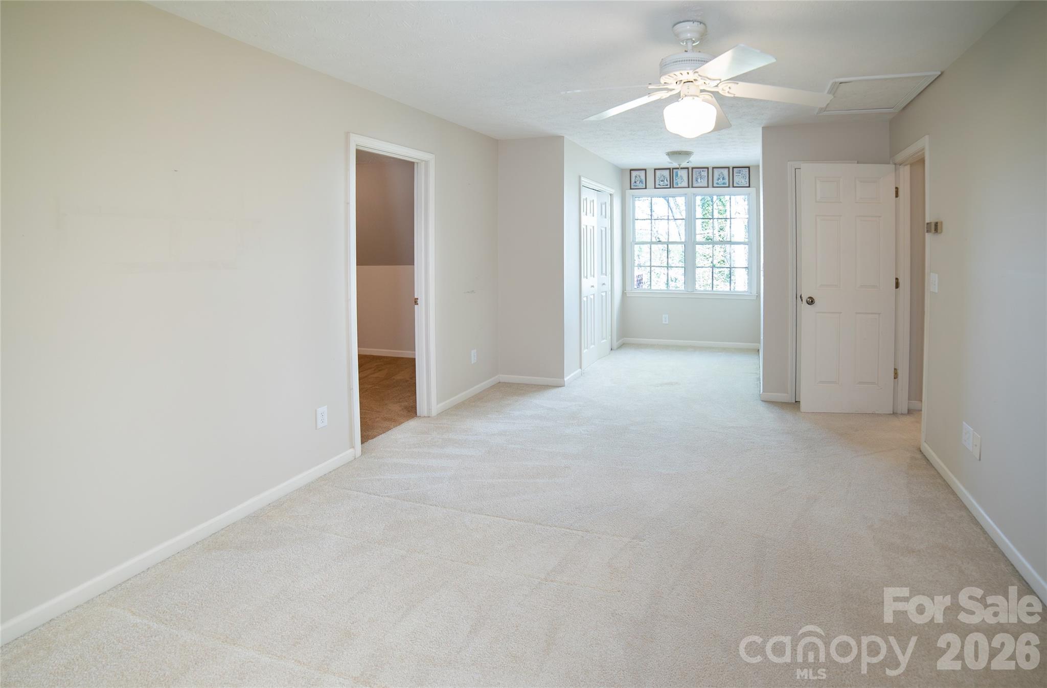 1421 Windsor Street Property Photo 15