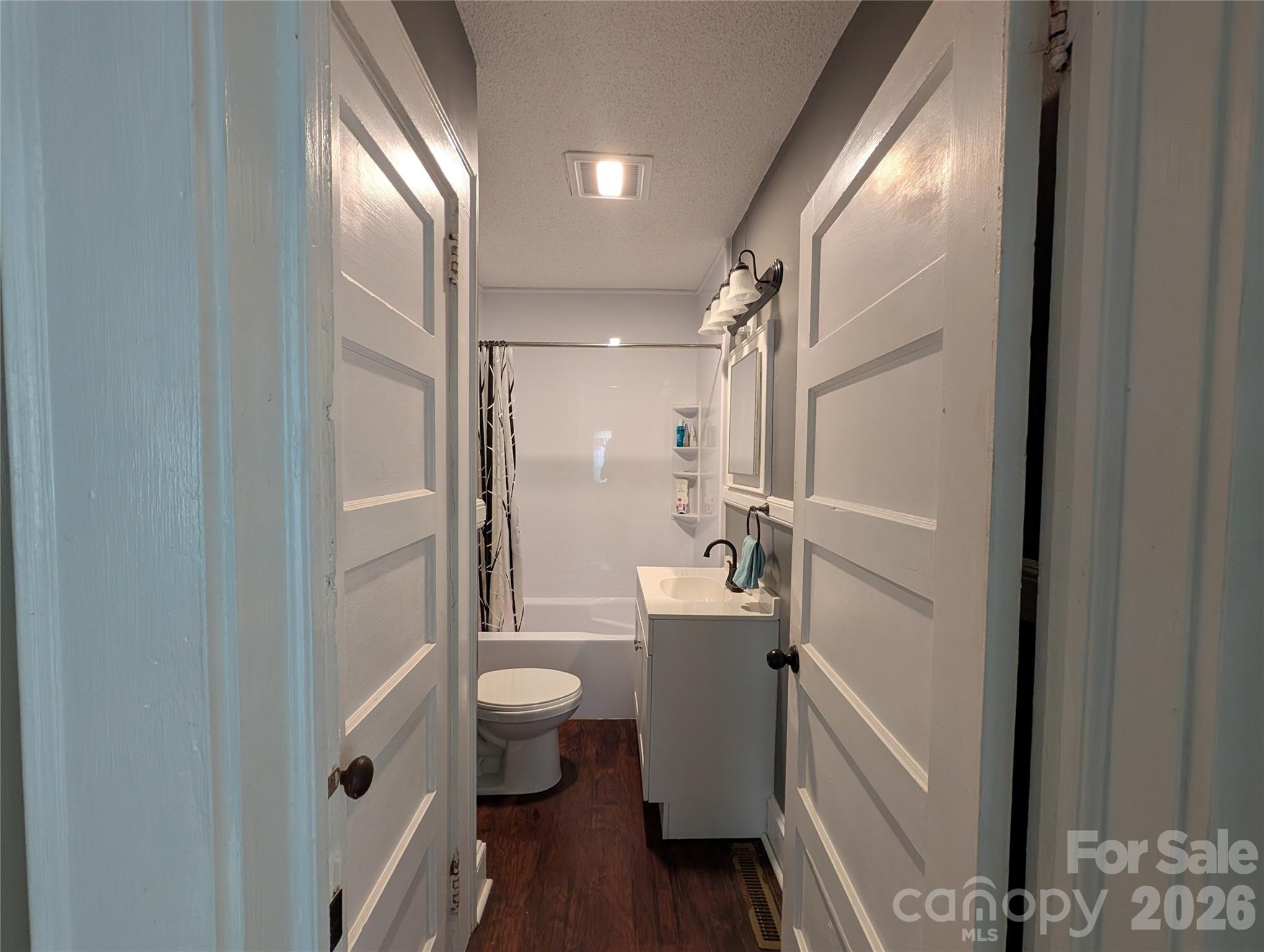 707 Oakshade Avenue 51 Property Photo 22