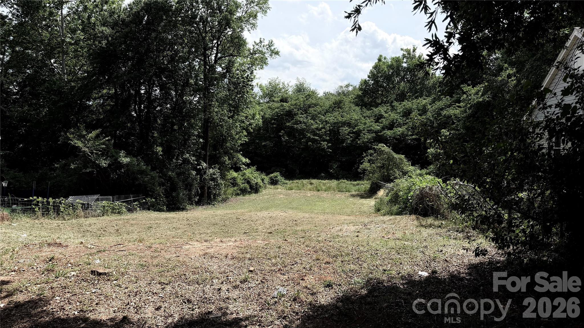 605 Franklin Avenue Property Photo 4